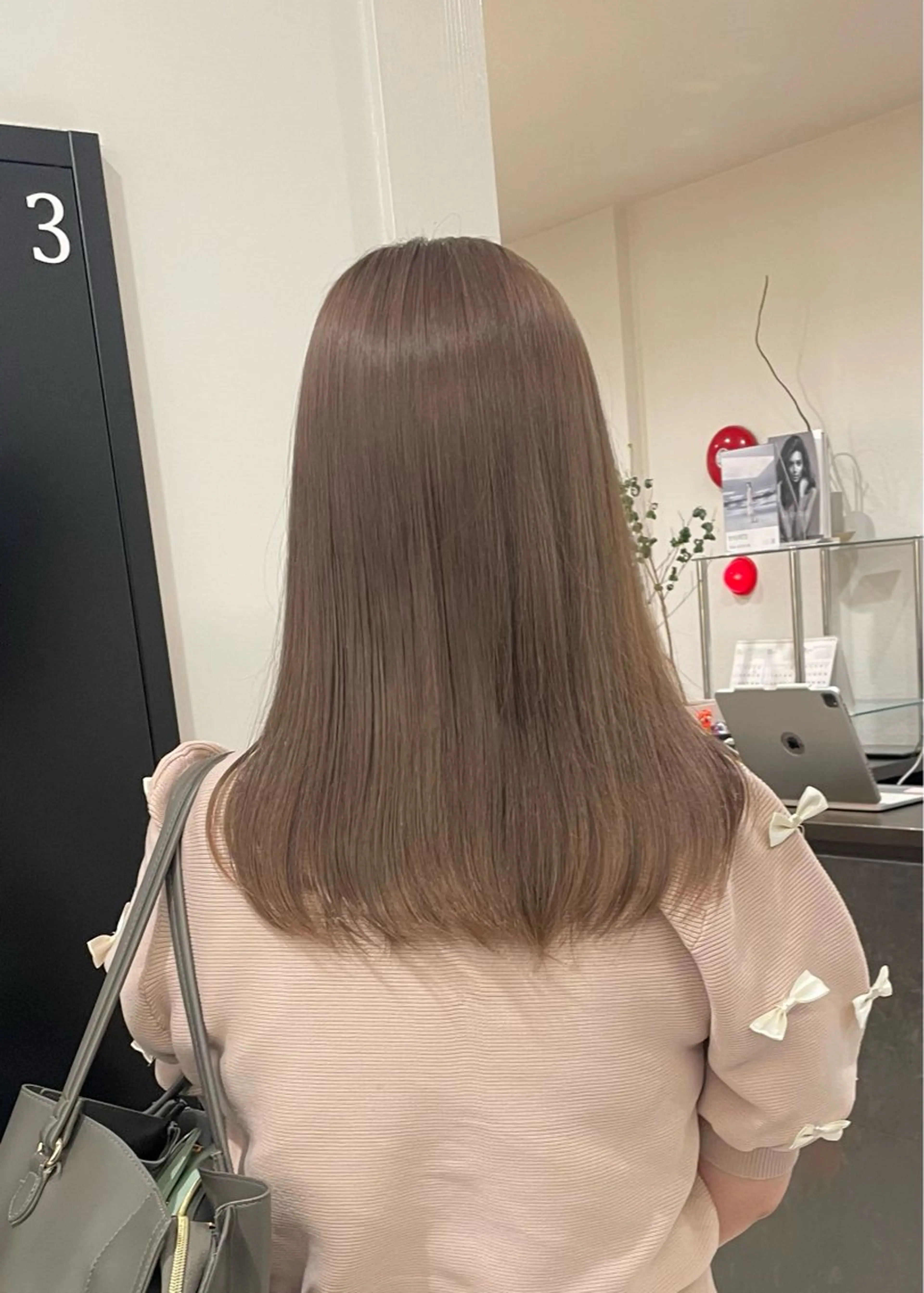 セミロング カラー 💝透明感/ブリーチ /れい💝のヘアスタイル