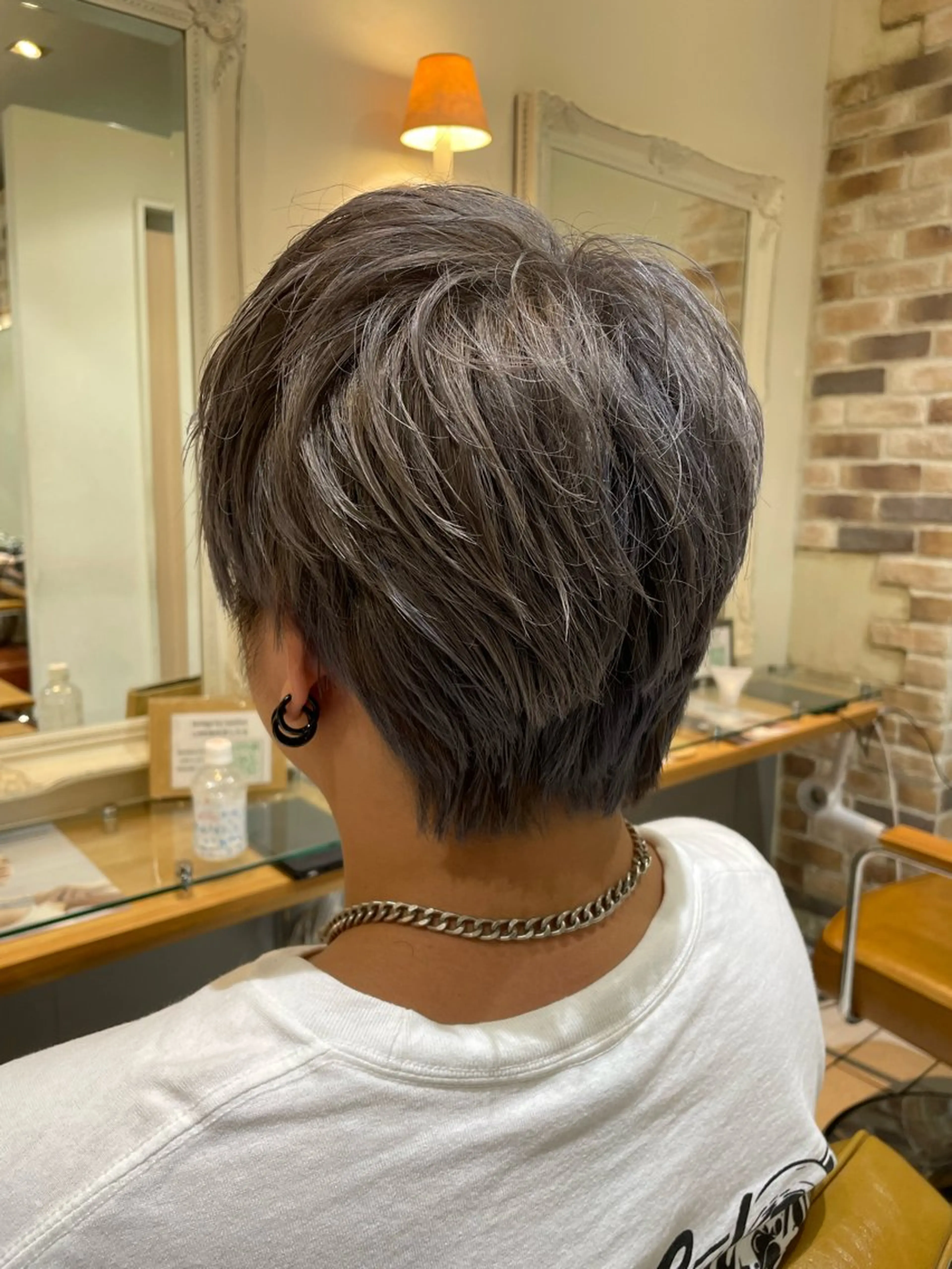 メンズ 鈴木弥月/大人ボブ× 透明感カラーのヘアスタイル