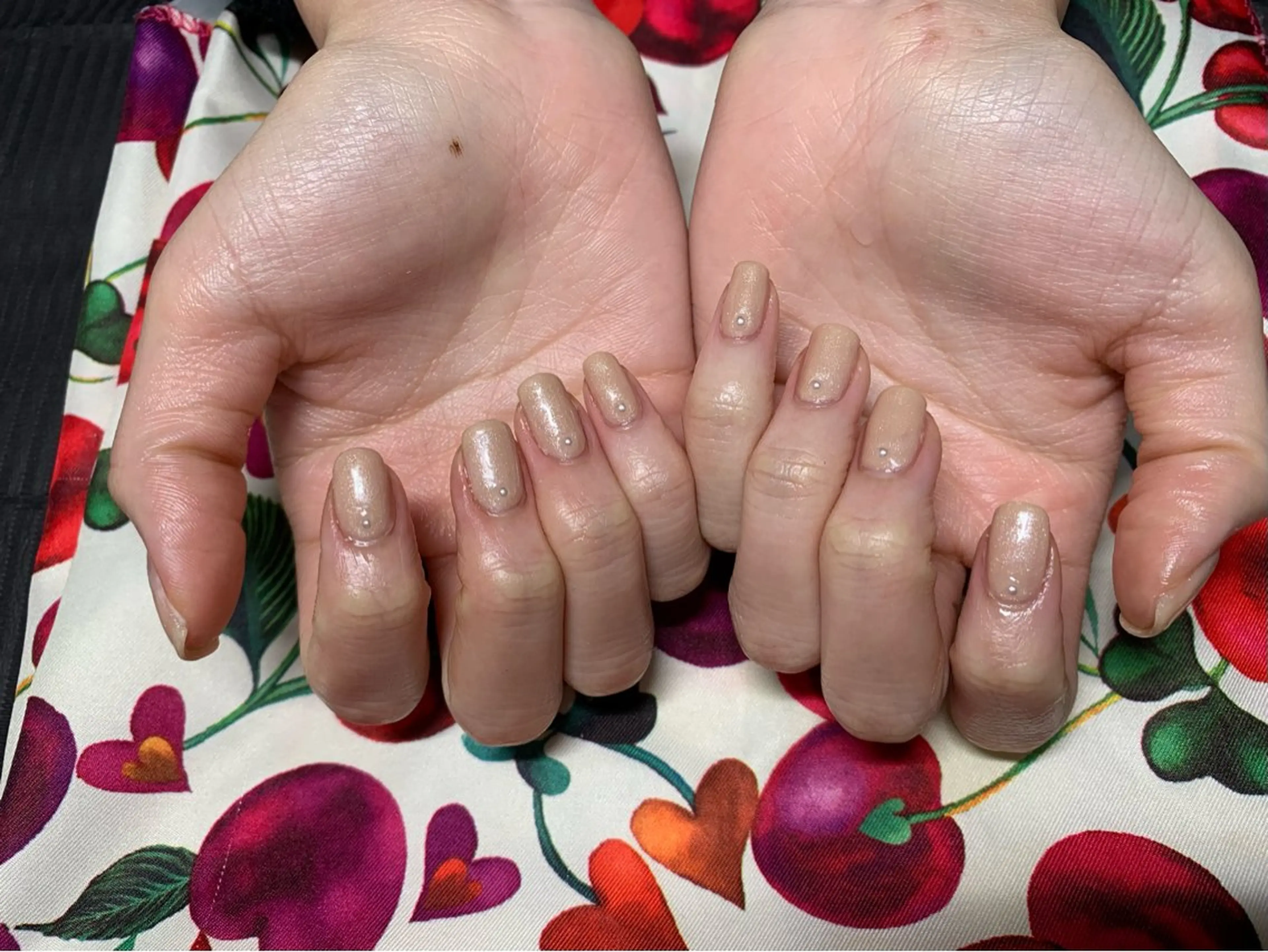 ネイル ハンドネイル Rネイル .のネイルデザイン