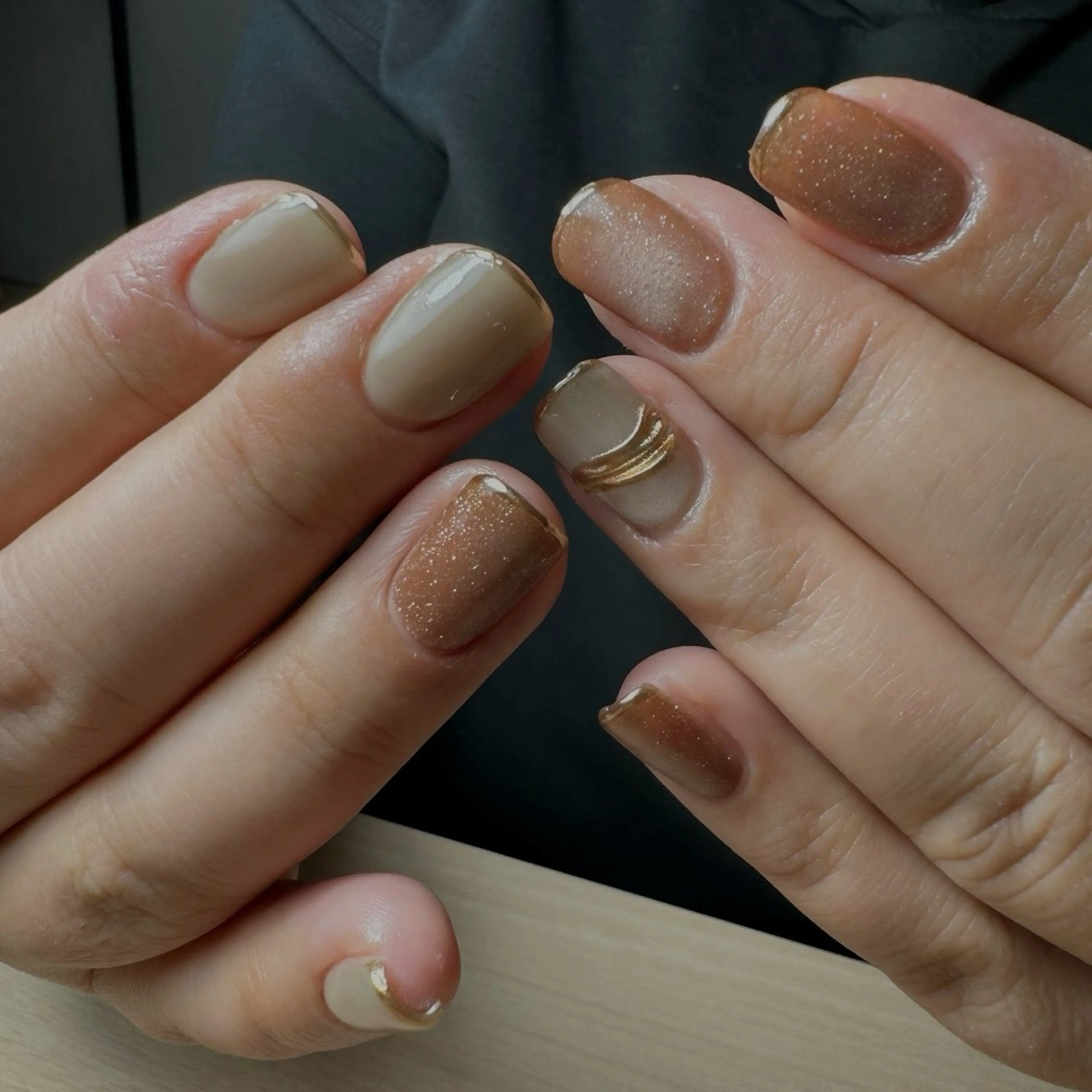 ネイル マグネットネイル ミラーネイル ハンドネイル nail salon émuのネイルデザイン