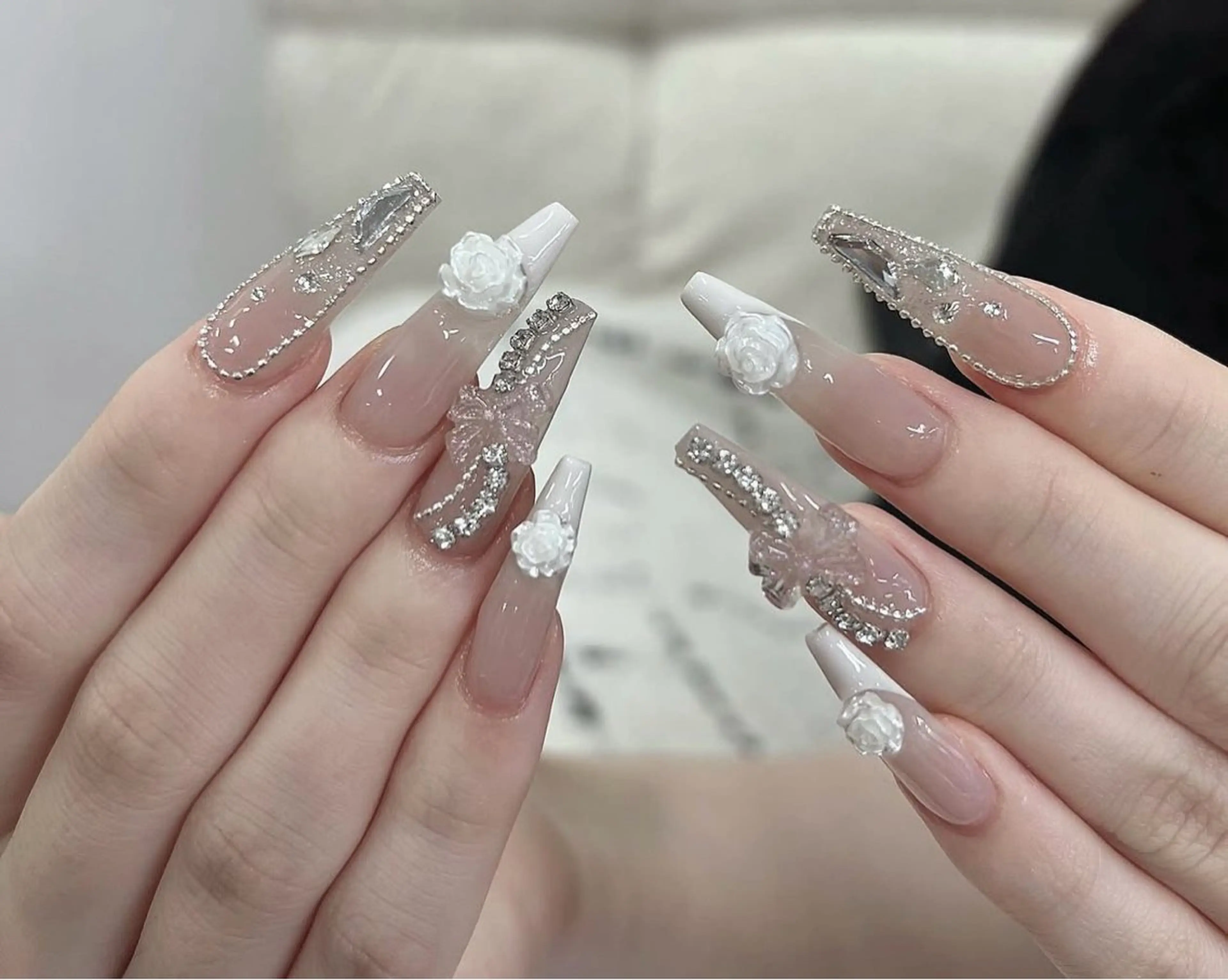 ネイル Yuna NAILSのネイルデザイン