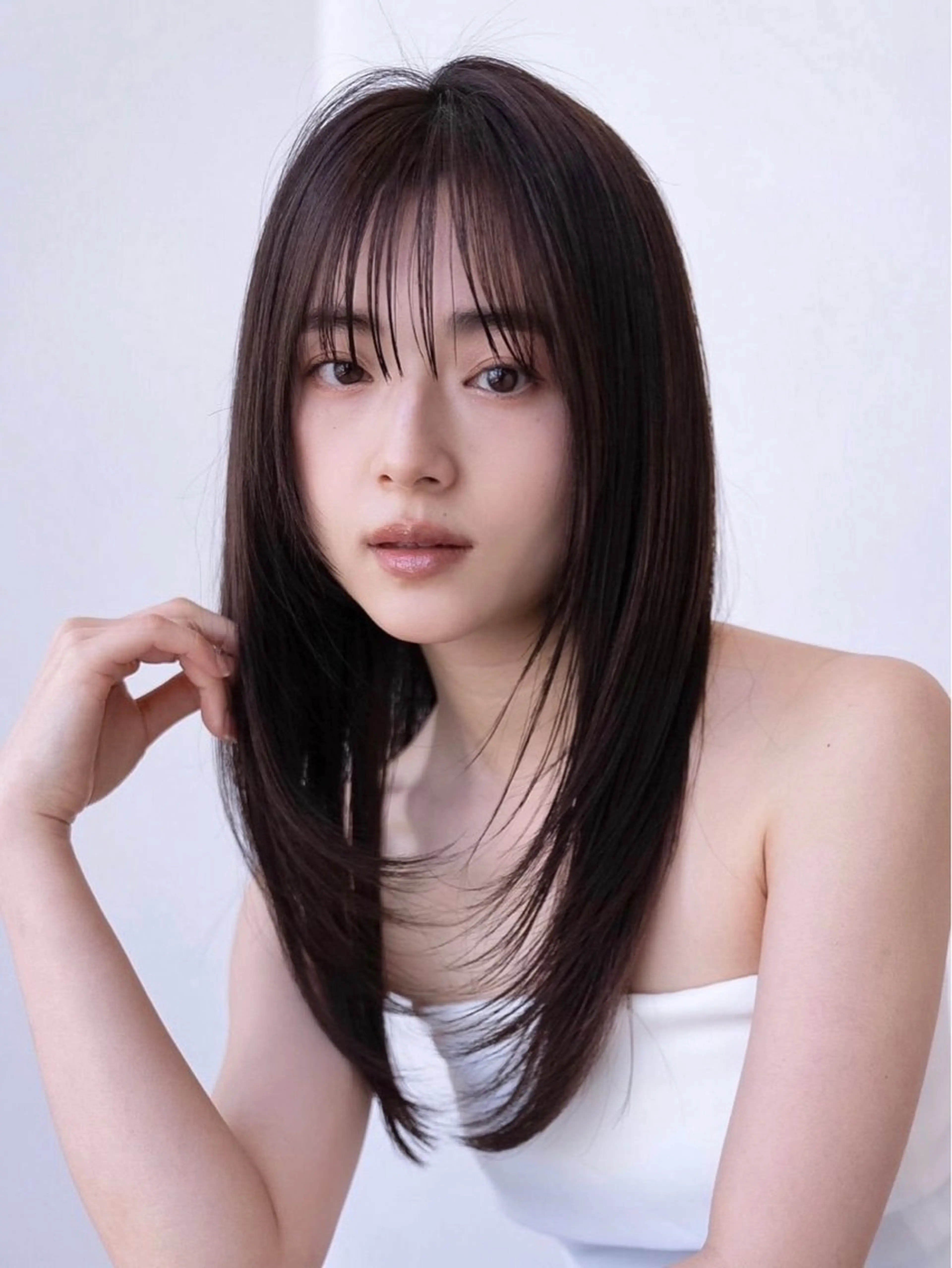 ロング カラー ブラウンカラー ダークブラウン ダークグレー ダークグレージュ グレージュ カット ヘアカラー トリートメント 韓国レイヤー🇰🇷 韓国研修◎渋谷カイトのヘアスタイル