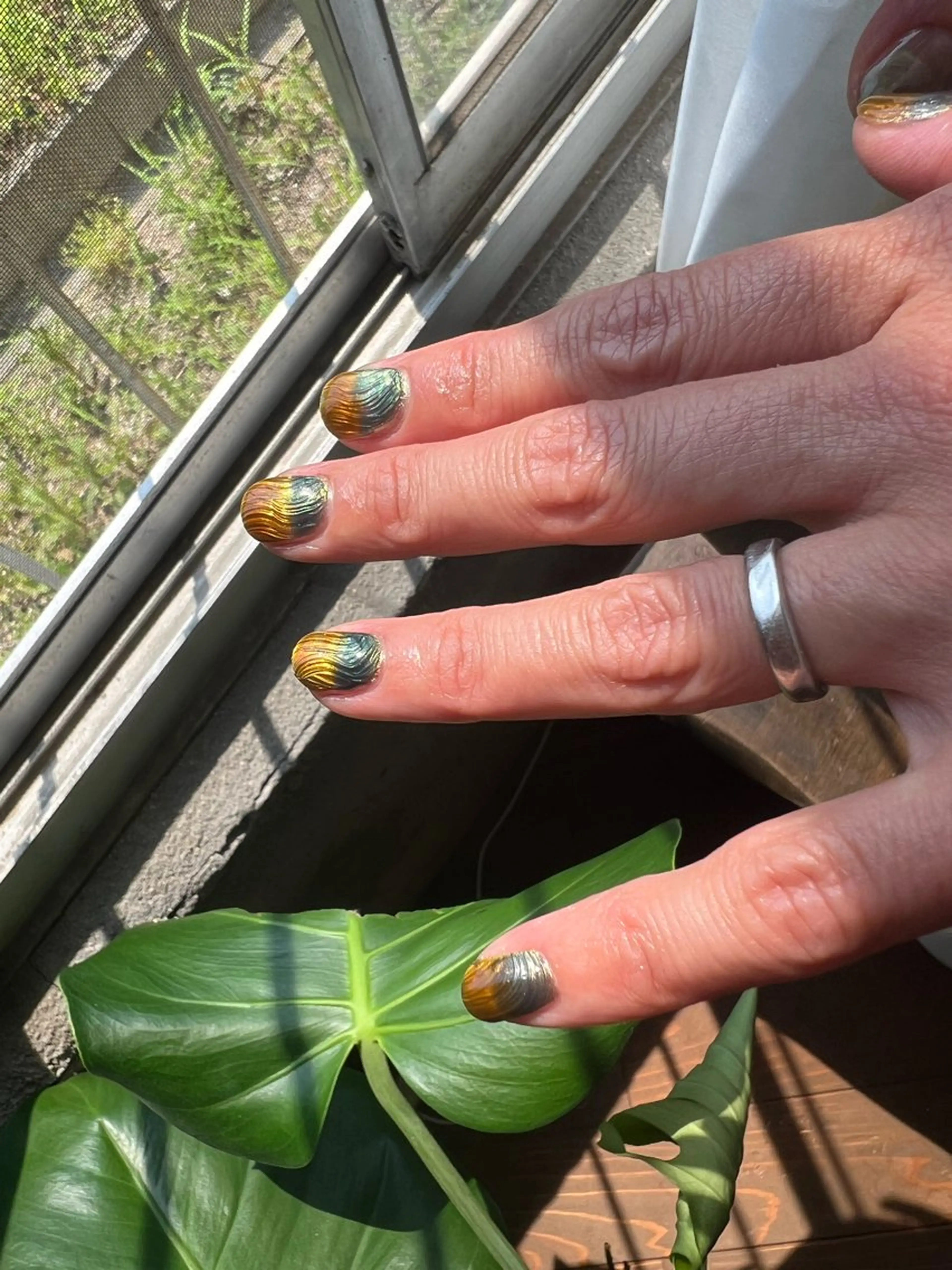 ネイル HuncH【ハンチ】 horoiwaのネイルデザイン