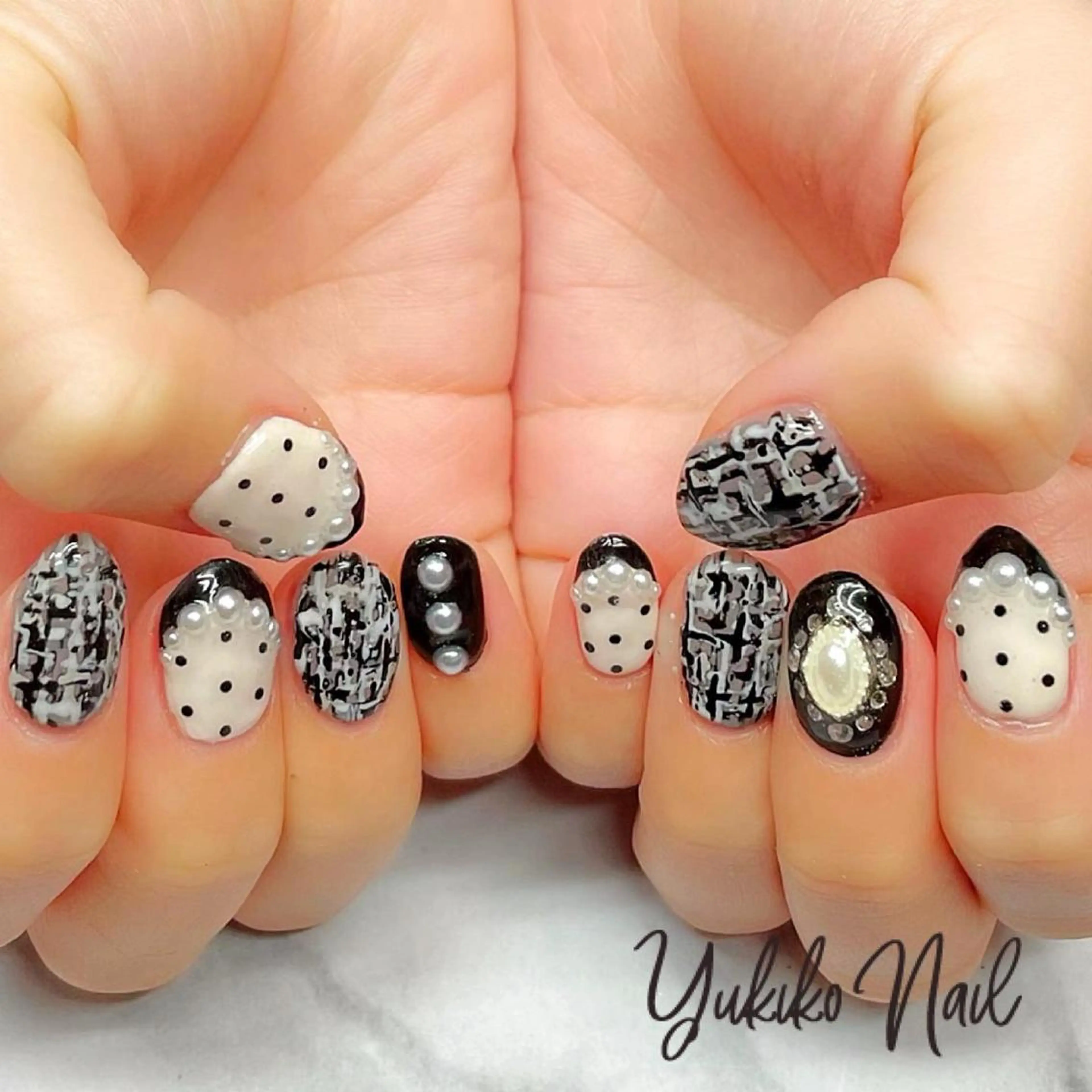 【オフ込】ハンド持ち込みデザイン(アートやり放題、付け放題)の写真