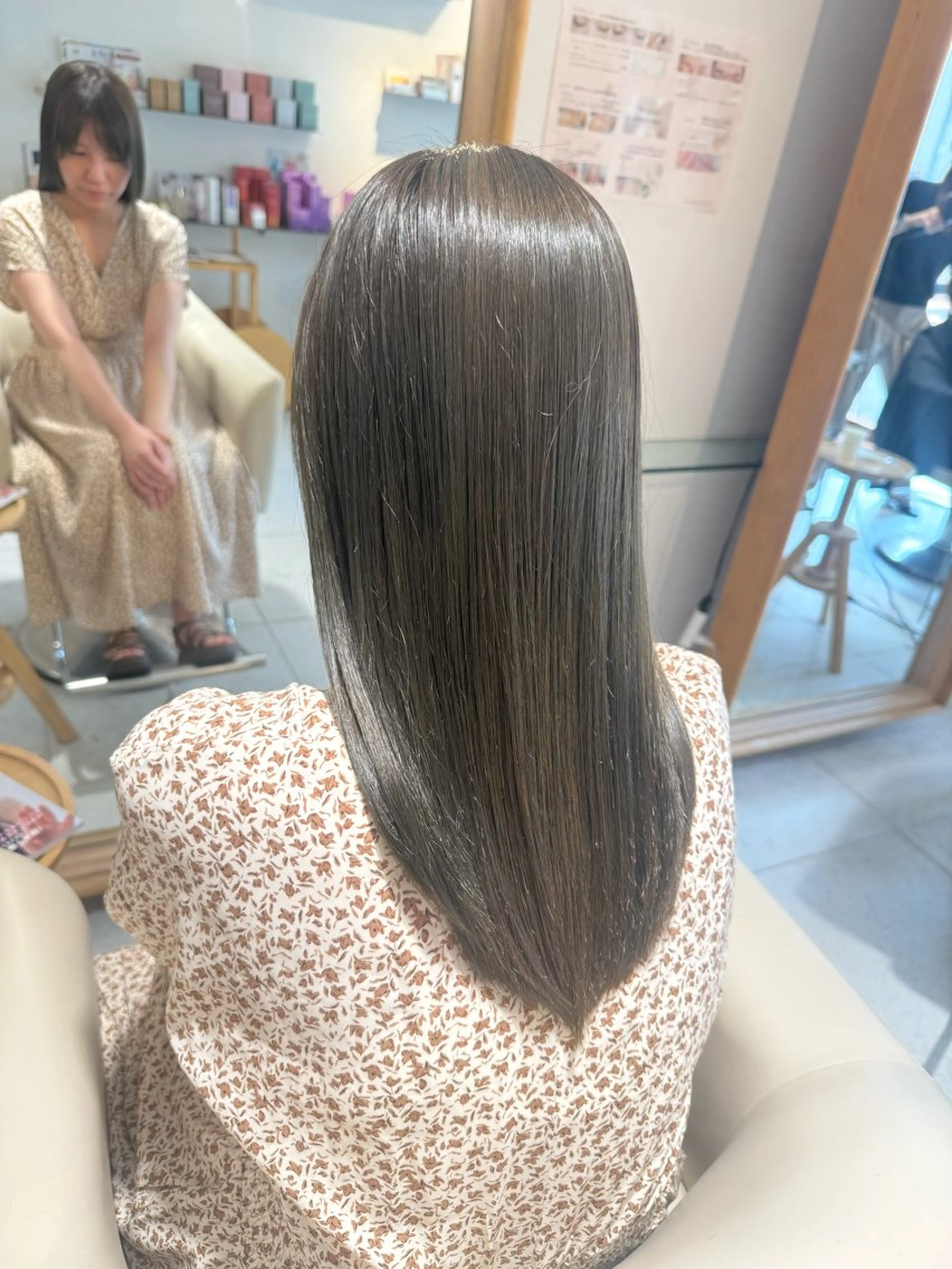 ロング カラー カット ヘアカラー トリートメント 安永 涼のヘアスタイル