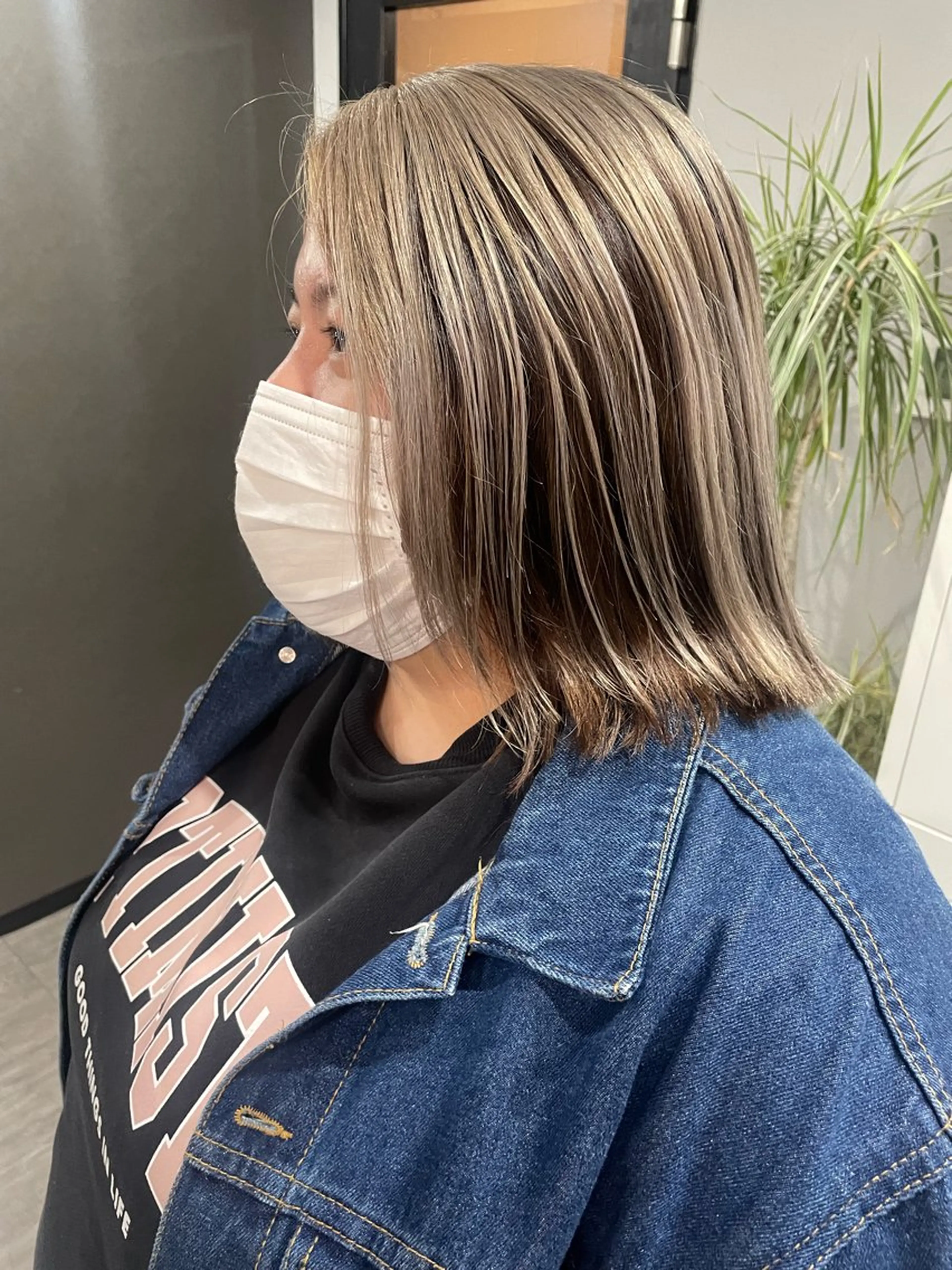 ミディアム ヘアカラー トリートメント sherry【シェリー】所属・miho 大国町 柔らかハイトーン💛のヘアスタイル