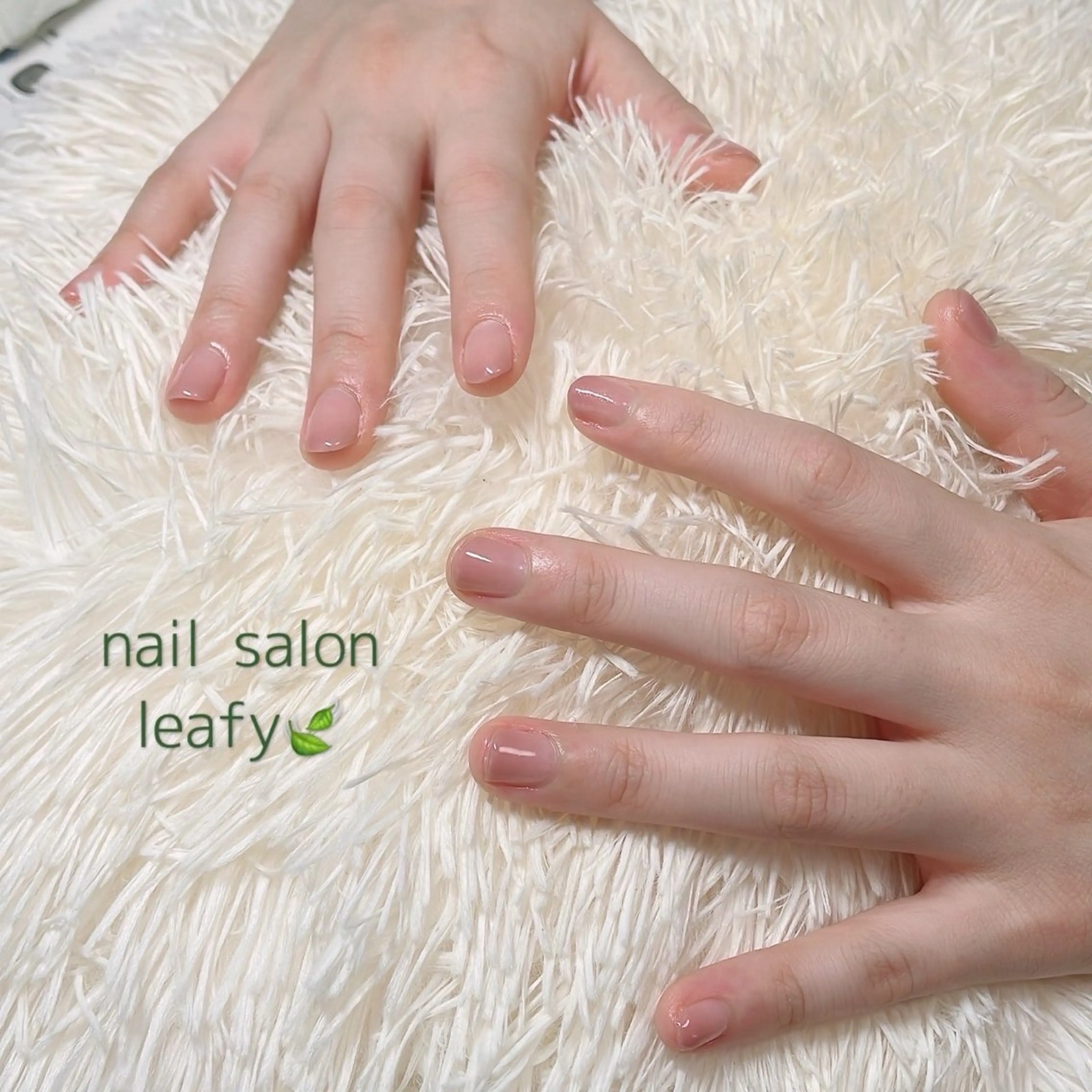 ネイル グラデーション ショートネイル ハンドネイル ネイルサロン leafyのネイルデザイン