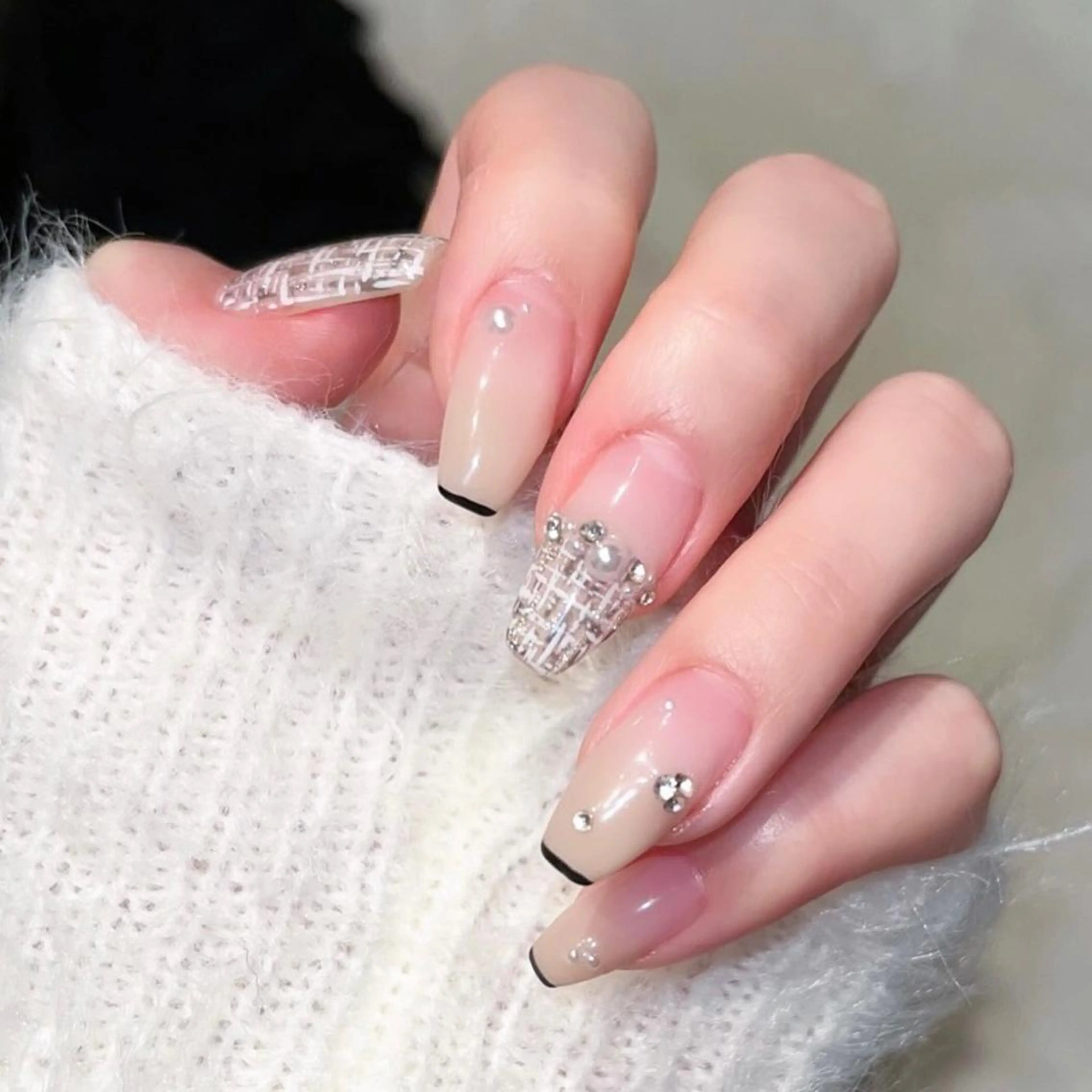 ネイル le'a moe KONAMIのネイルデザイン