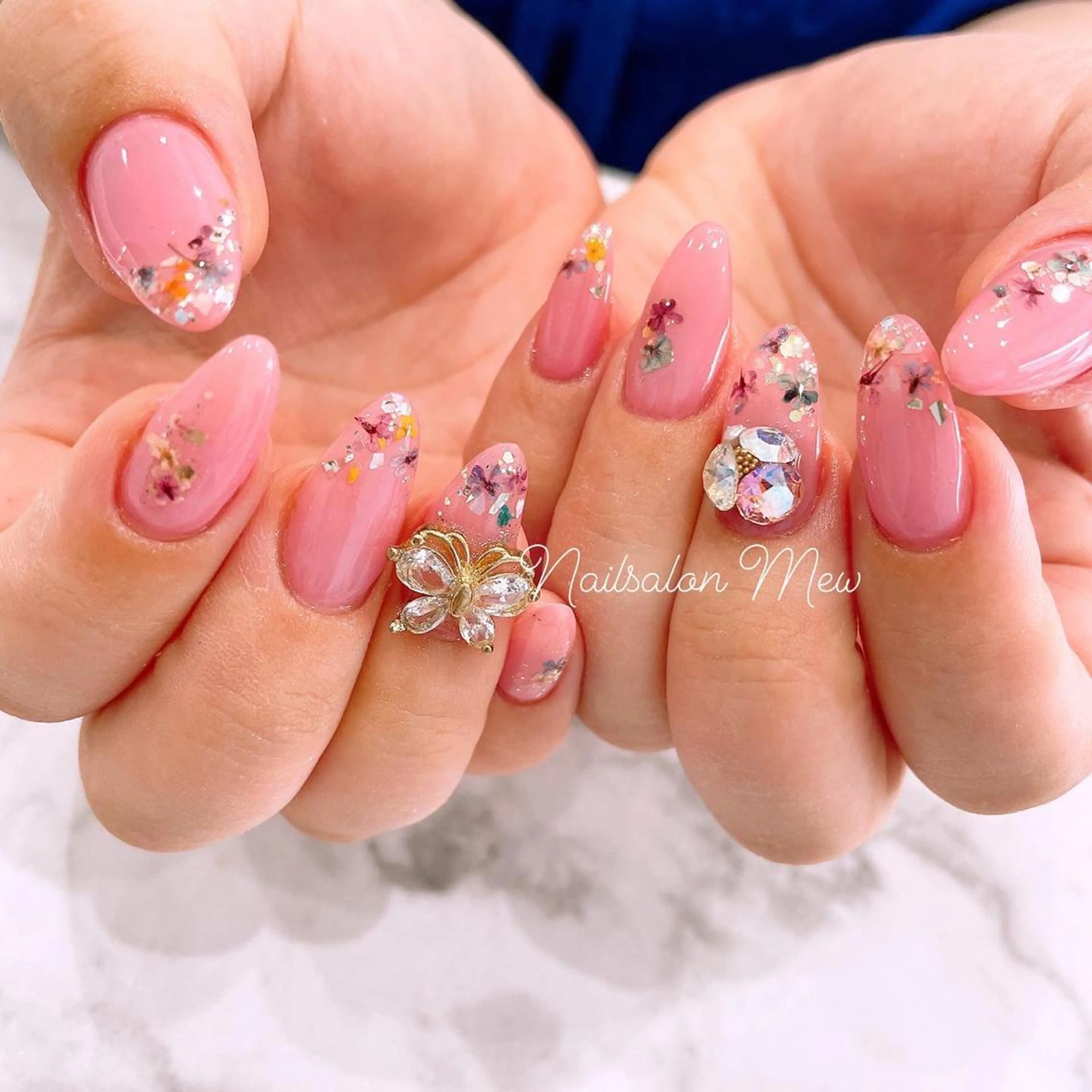 ネイル フレンチネイル Nailsalon Mew所属・Nailsalon Mew❤︎のネイルデザイン