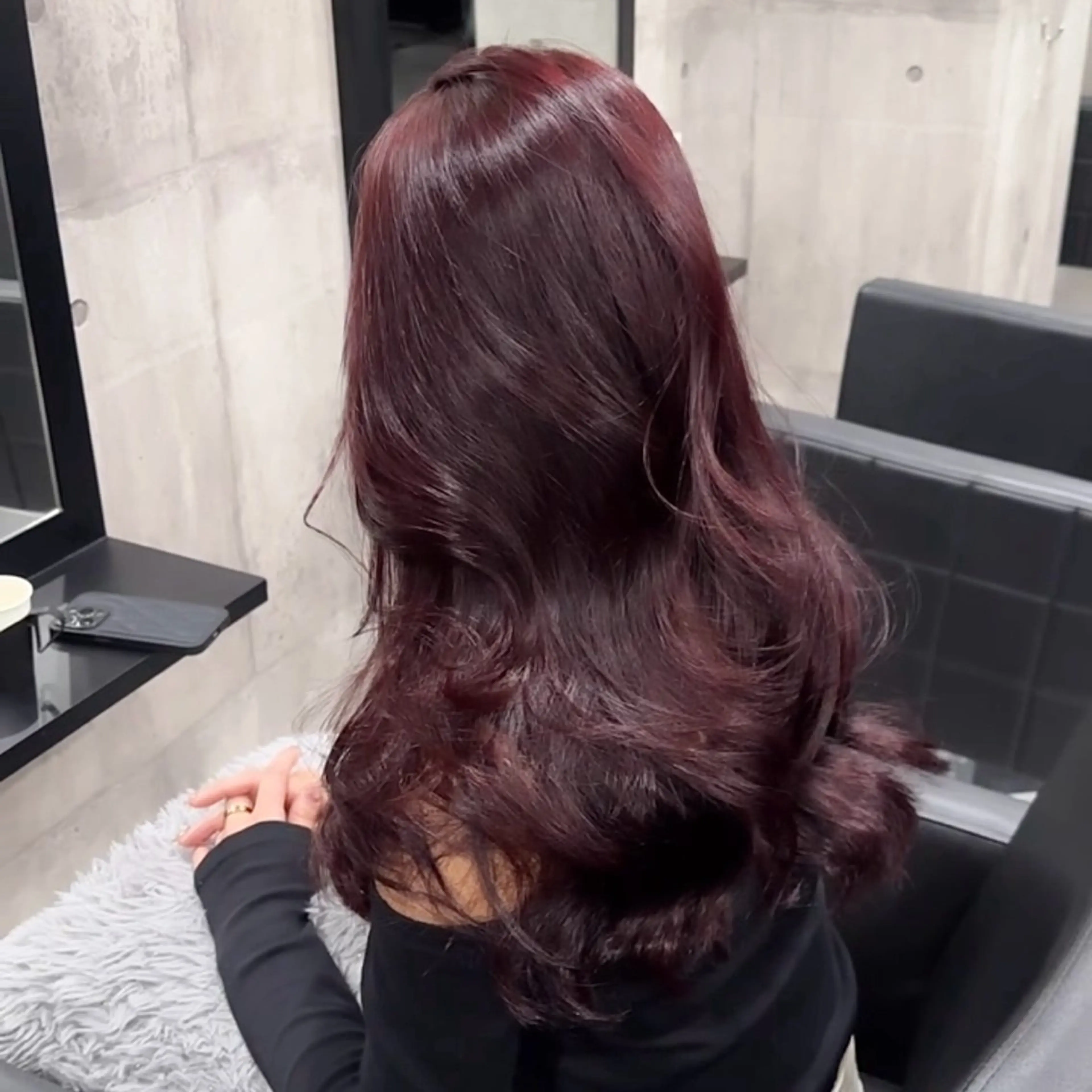 ロング カラー ブリーチ ブリーチなしカラー 韓国風ヘア レイヤーカット _WHITE +南海難波所属・YUMI YUMIのヘアスタイル