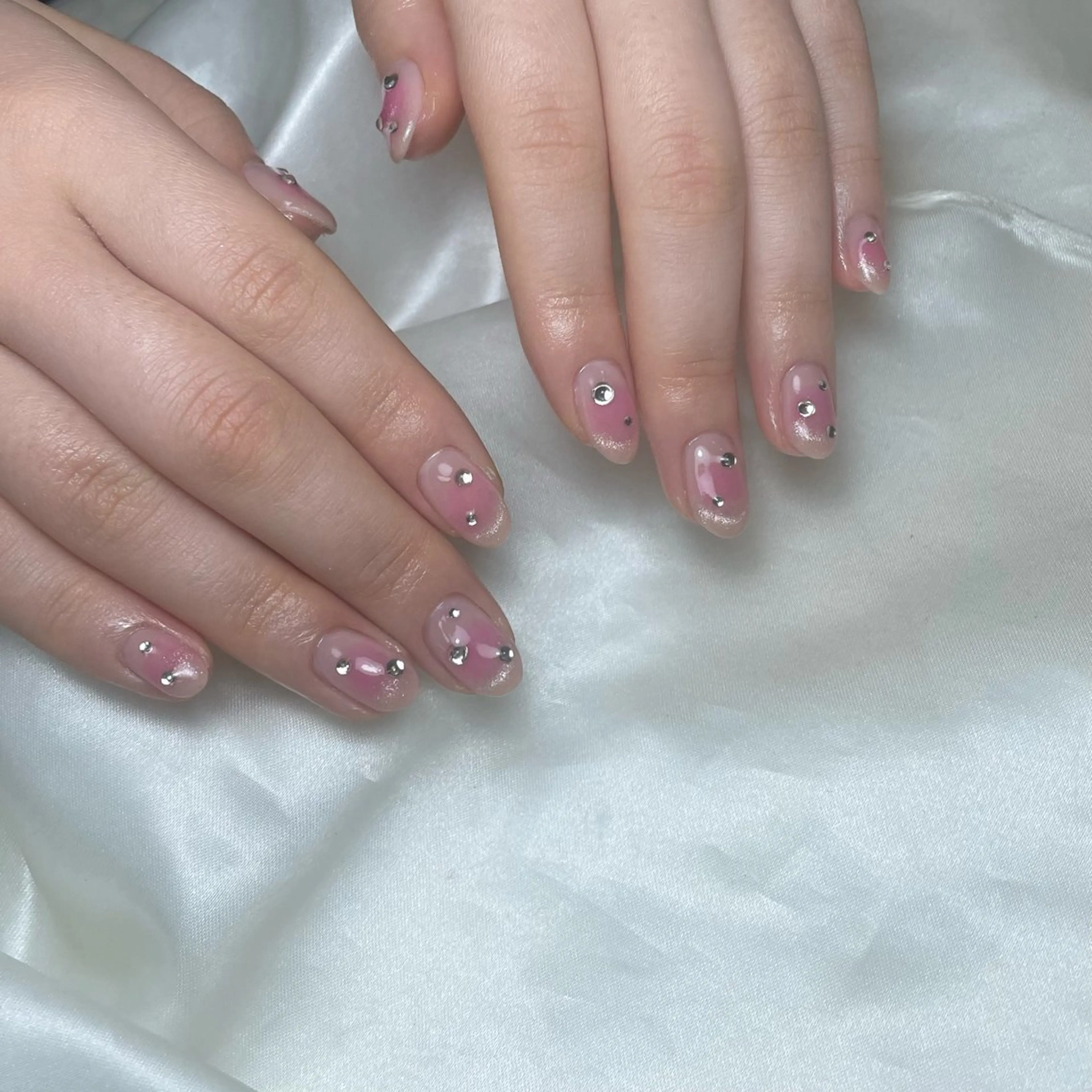 ネイル ハンドネイル フットネイル S LOUNGE NAIL所属・パーツたくさん🍓 SUMIのネイルデザイン