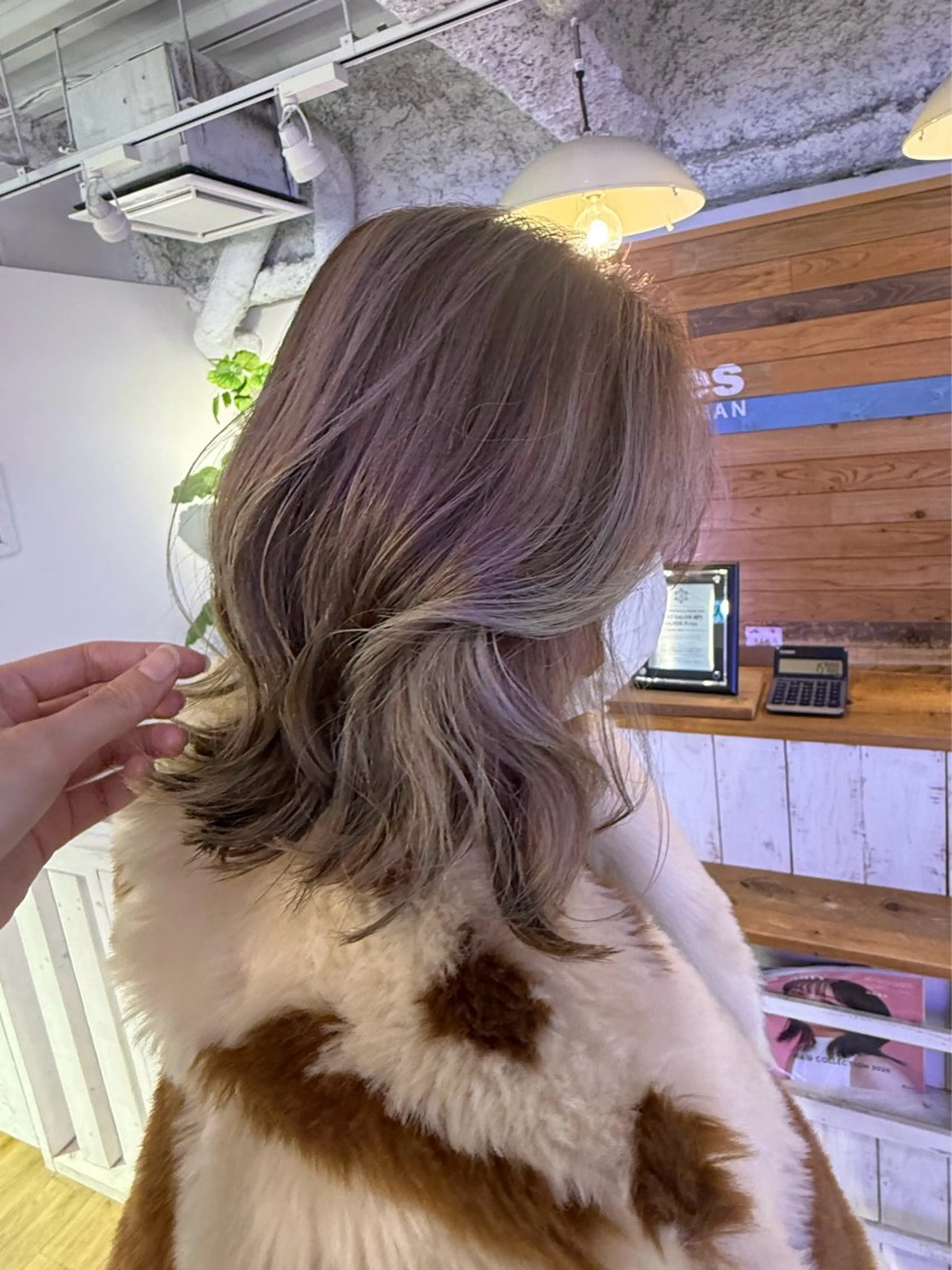 ミディアム カラー ヘアカラー トリートメント RinoShores nagisaのヘアスタイル