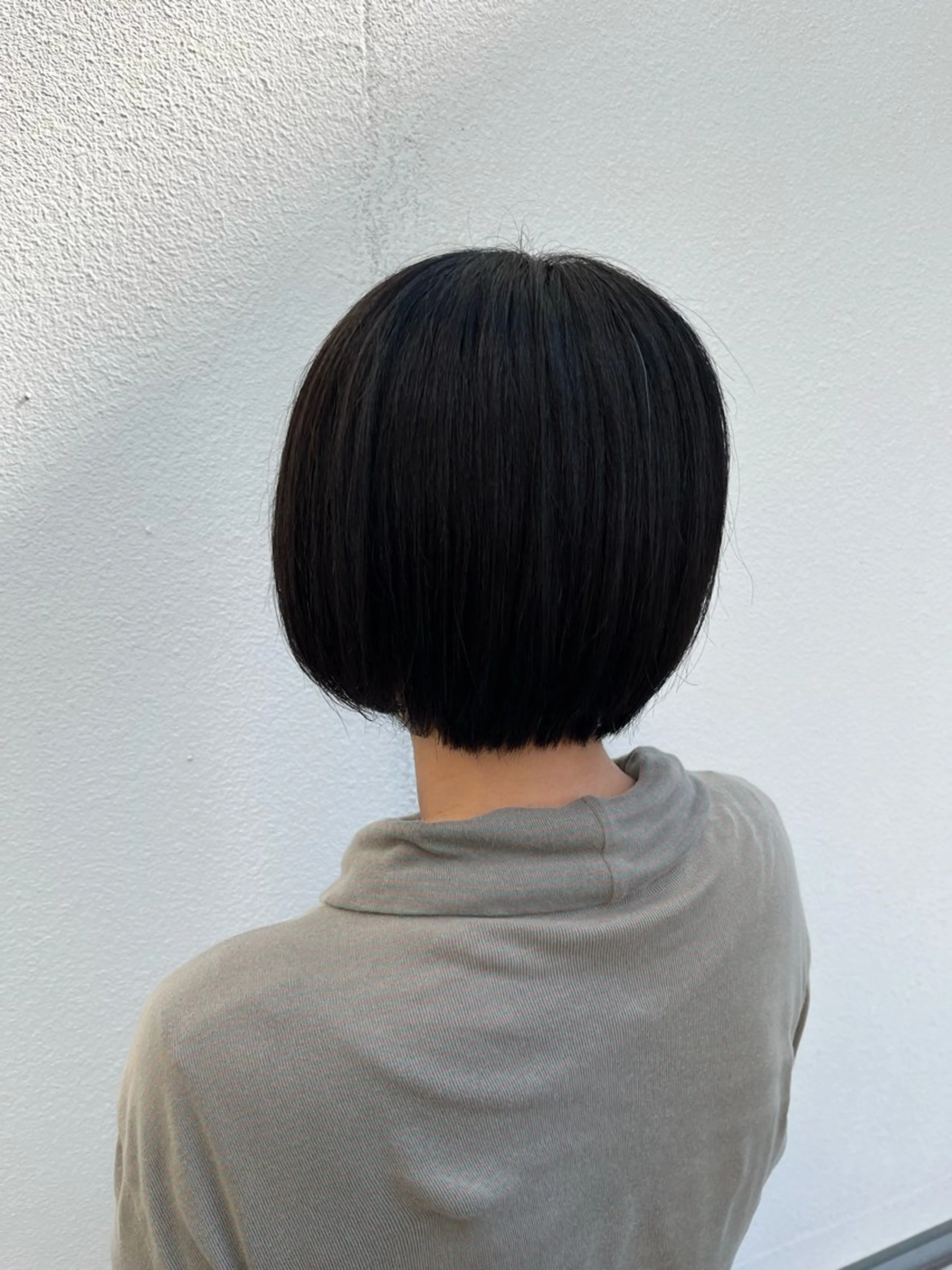 ショート ボブ 松岡 アユミ  berryのマツエク・マツパデザイン