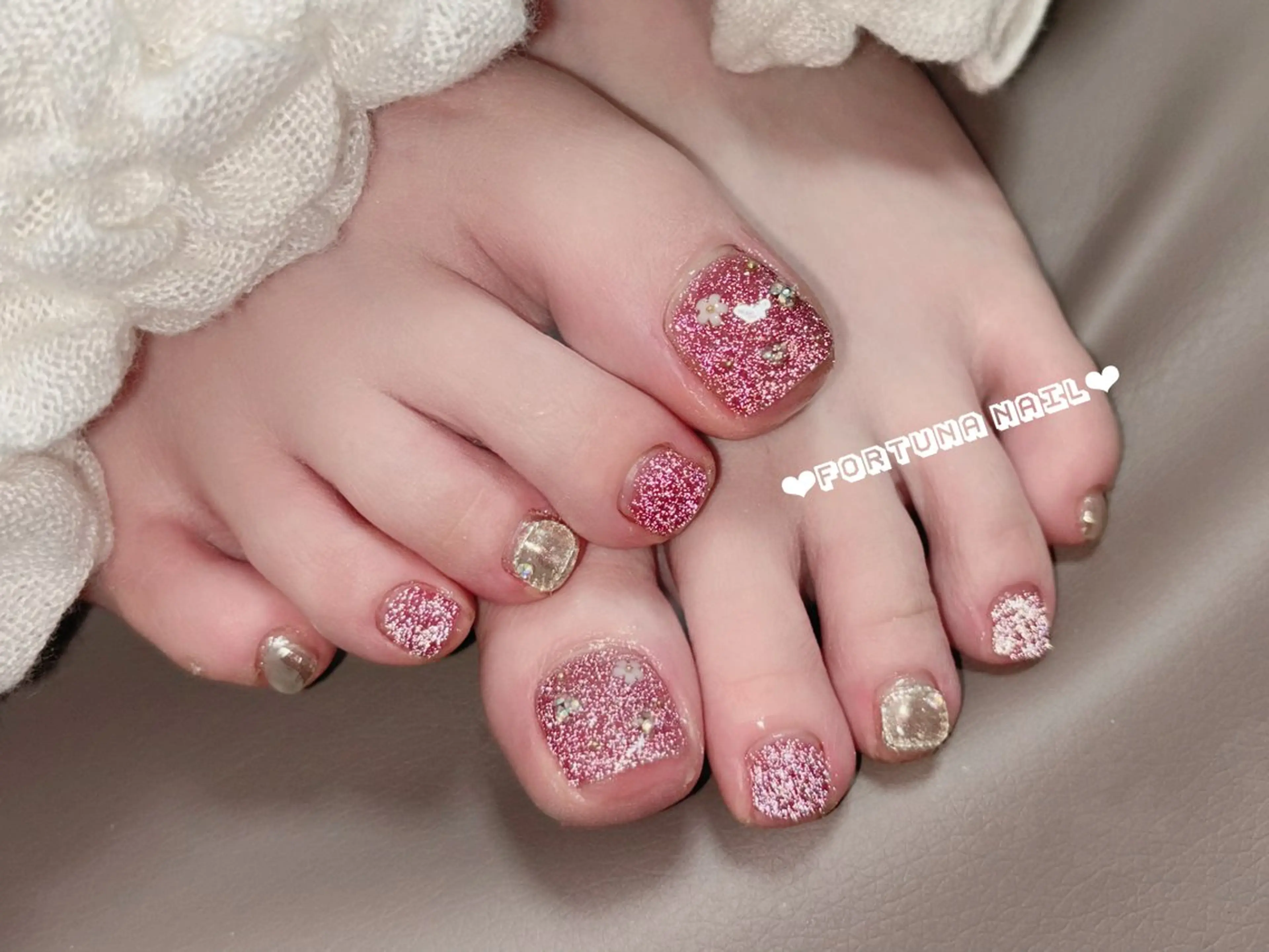 ネイル フットネイル Nail •Head スパFortunaのネイルデザイン