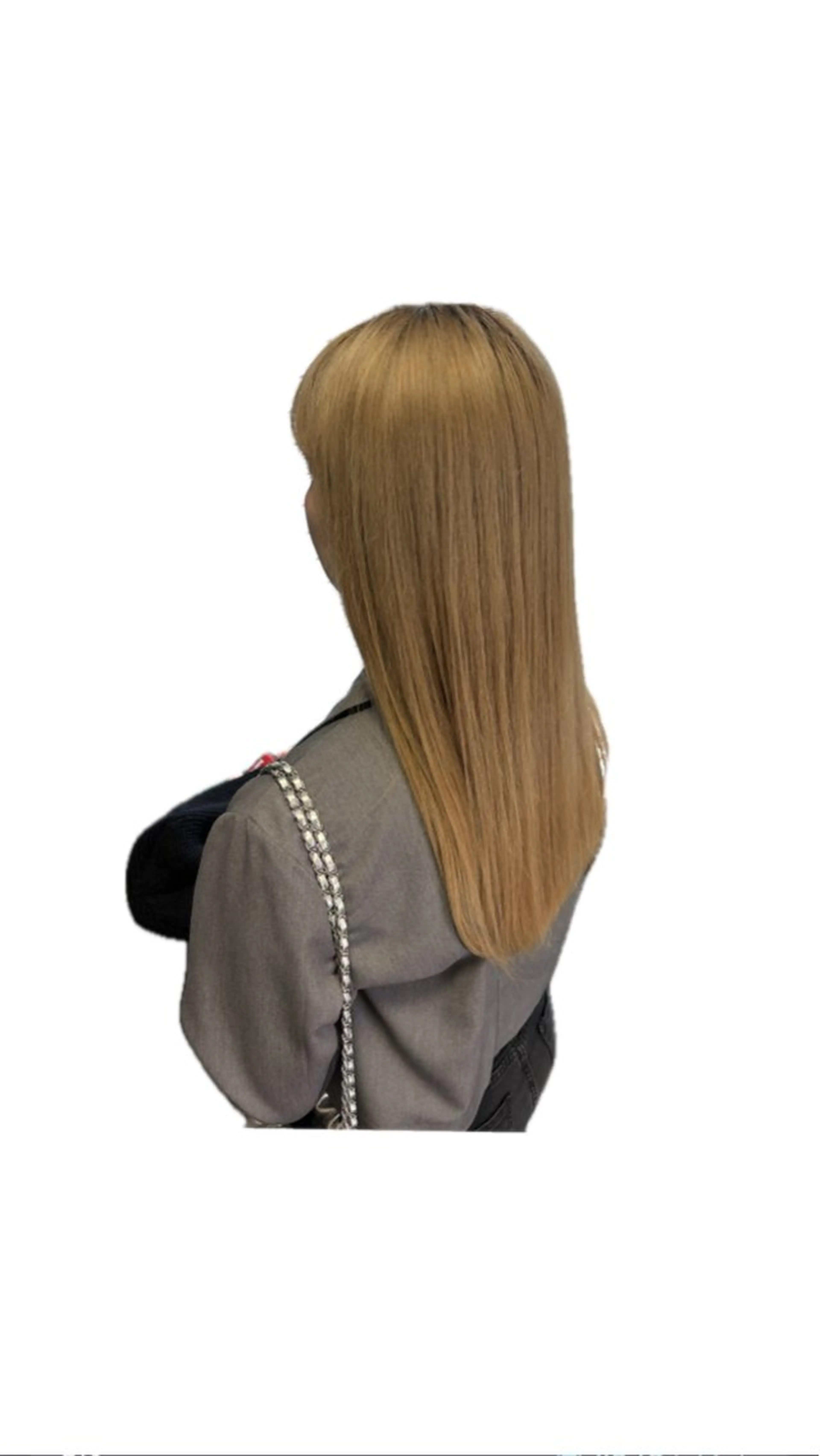 セミロング 刈り上げカットモデル 👗SHIZUKAのヘアスタイル