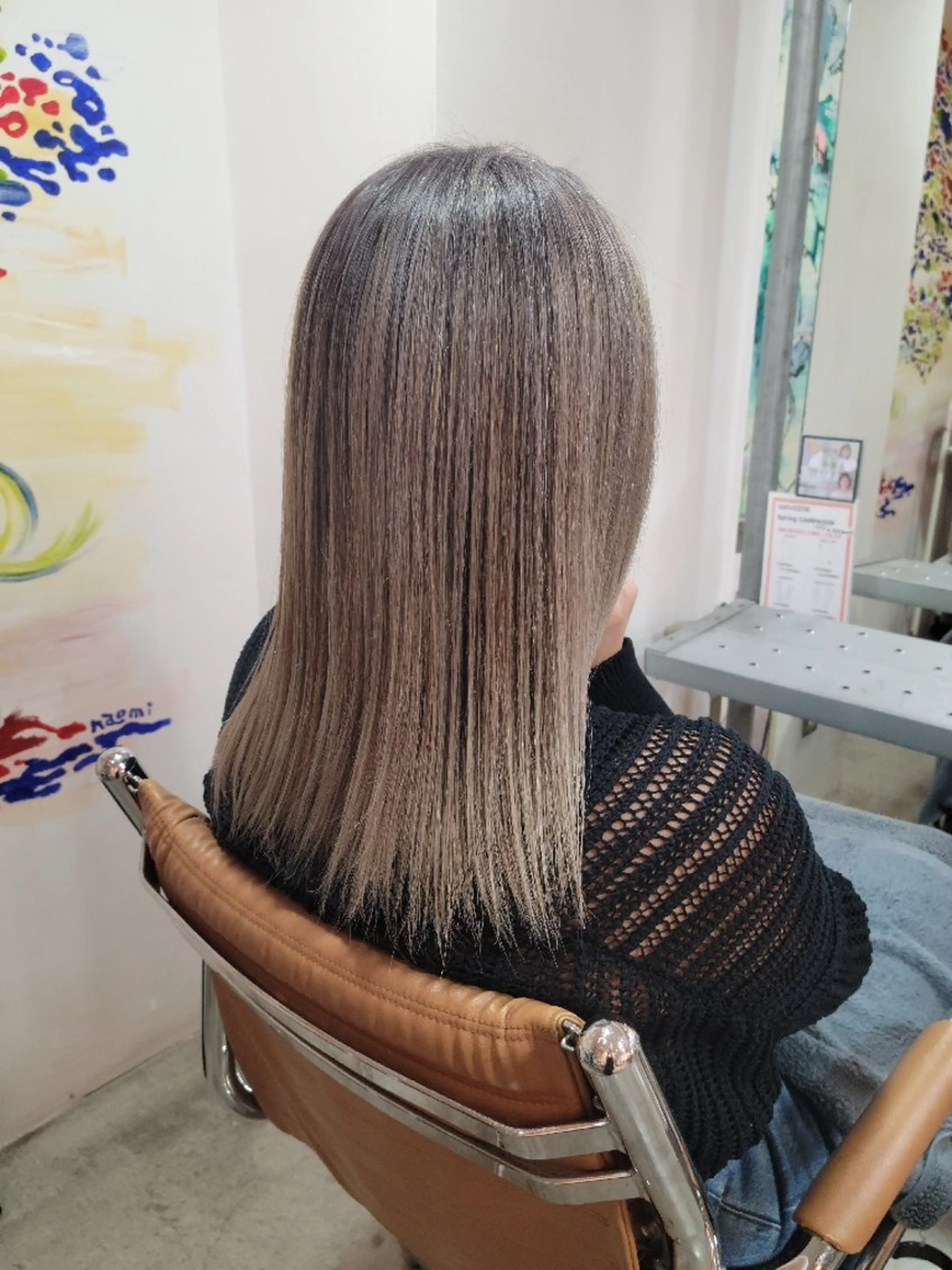 ミディアム カラー ブリーチ 透明感カラー グレージュ coii コイ【原宿/表参道】のヘアスタイル