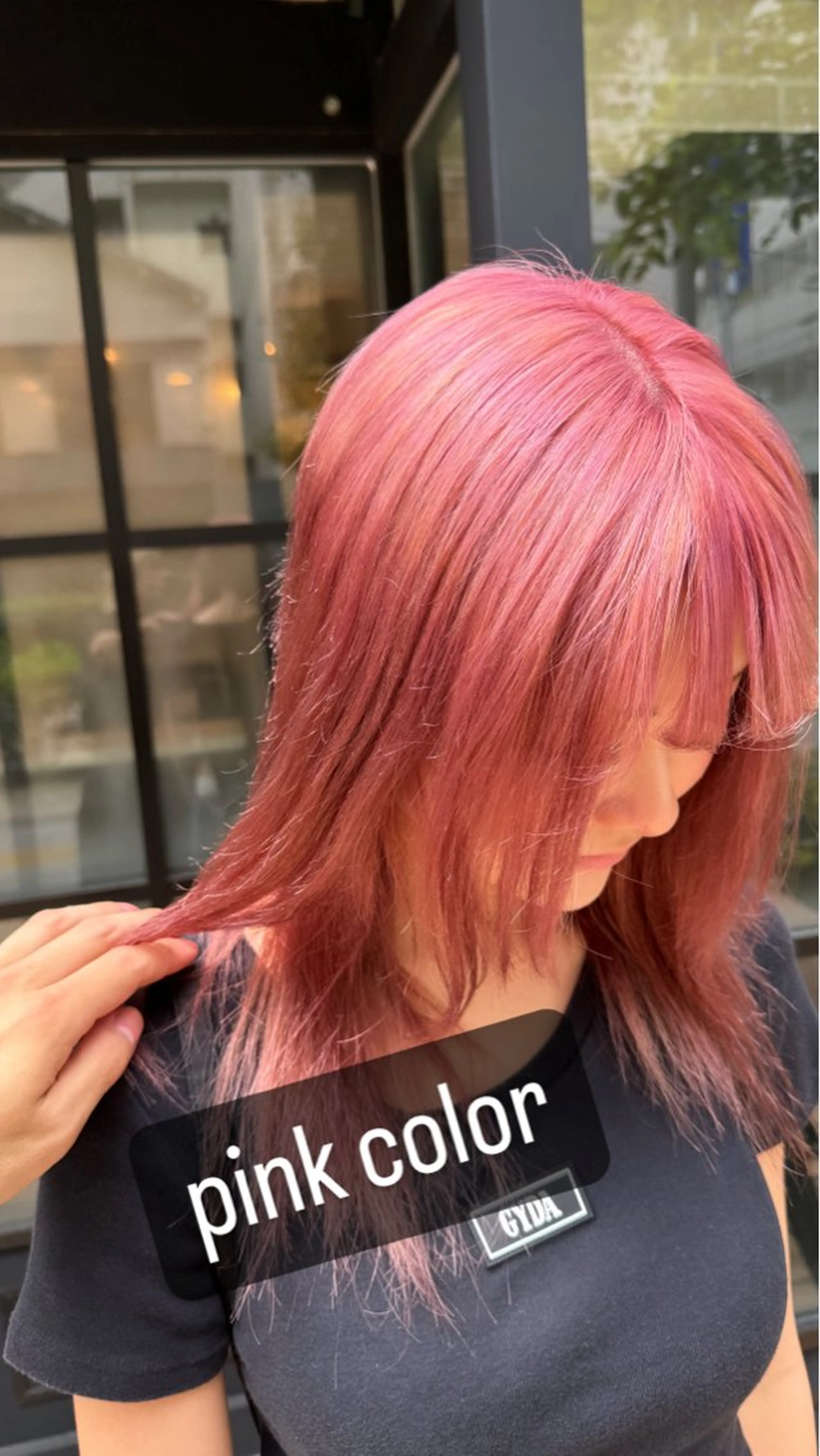 ミディアム TRIERA 増川のヘアスタイル