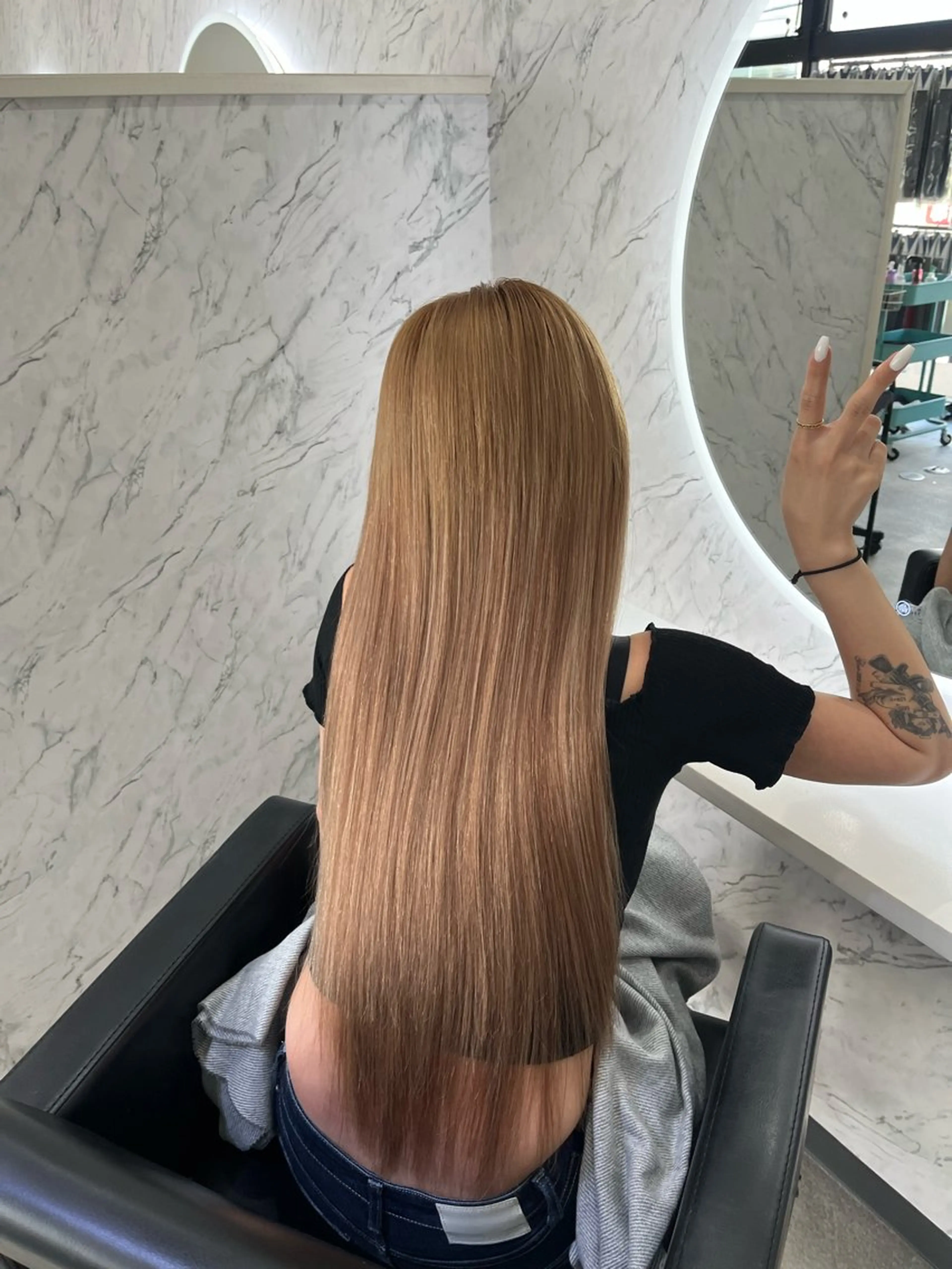 ロング 🐈‍⬛ララモアナ yuri🐈‍⬛のヘアスタイル