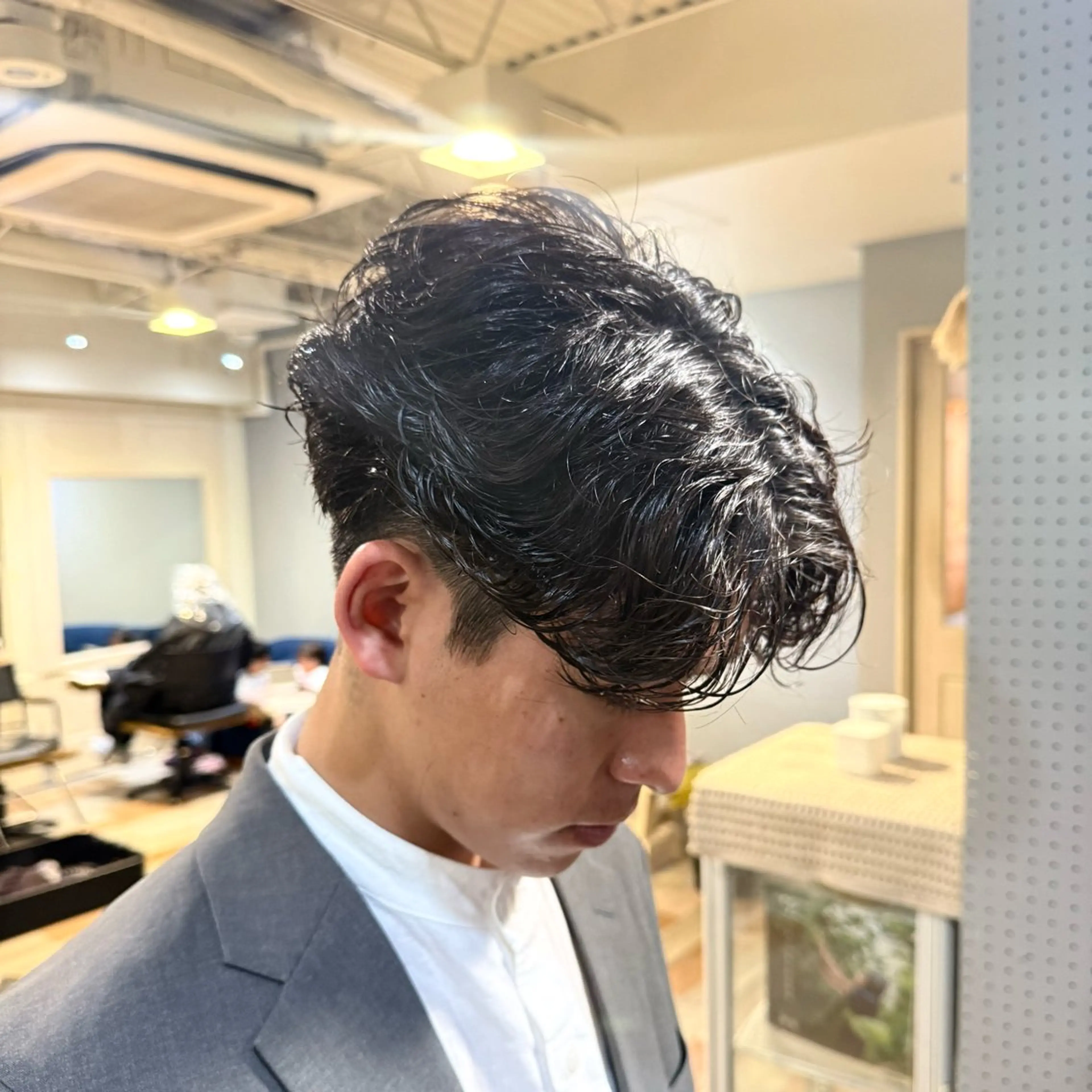 ショート パーマ メンズ センターパート フェザーパーマ メンズパーマ レイヤーカット カット パーマ トリートメント メンズカット/パーマ 艶カラーTAIGA︎のヘアスタイル