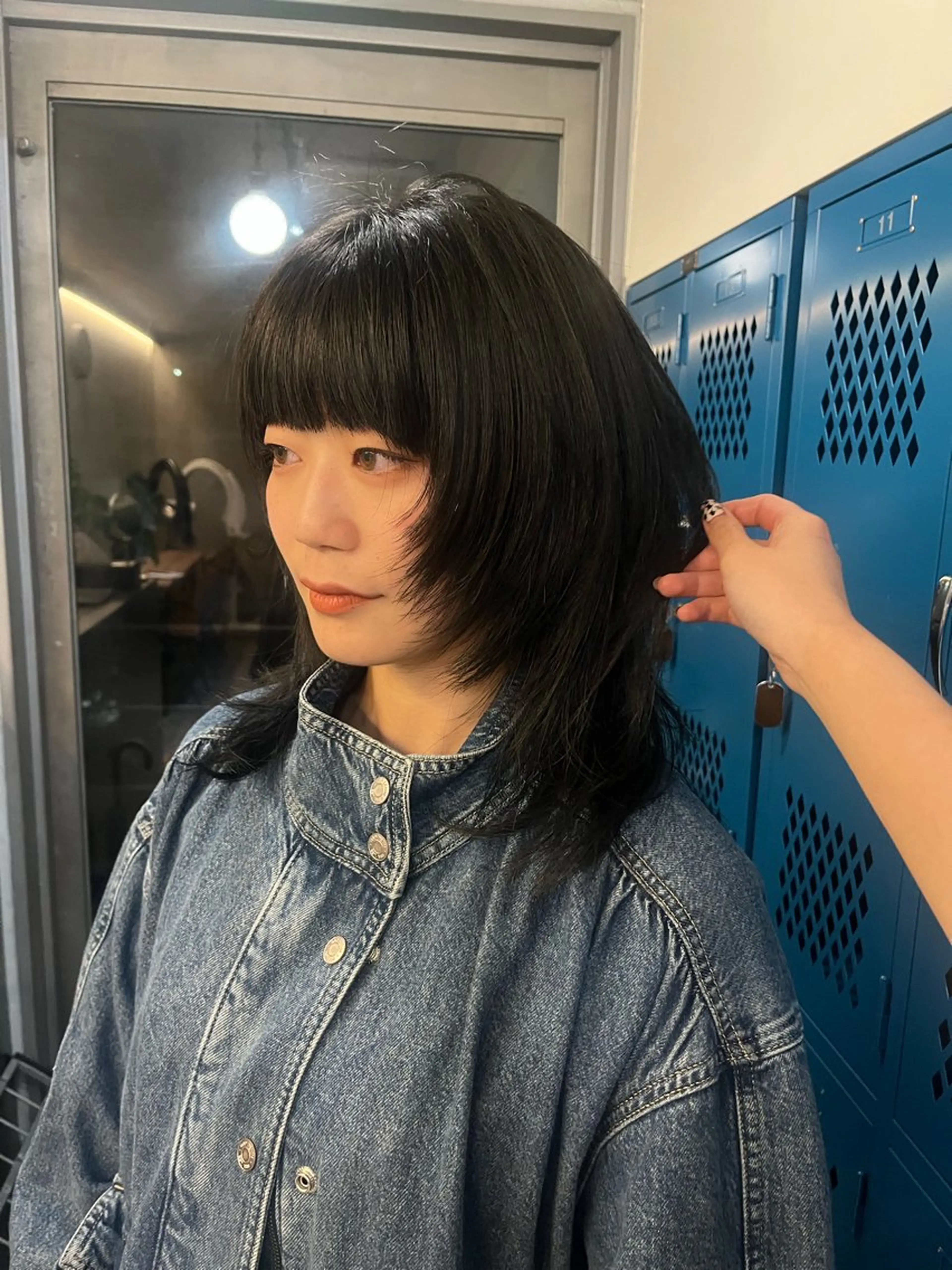 ミディアム 顔周りカット レイヤーカット 無料カット/ハイ トーンカラー/きらのヘアスタイル