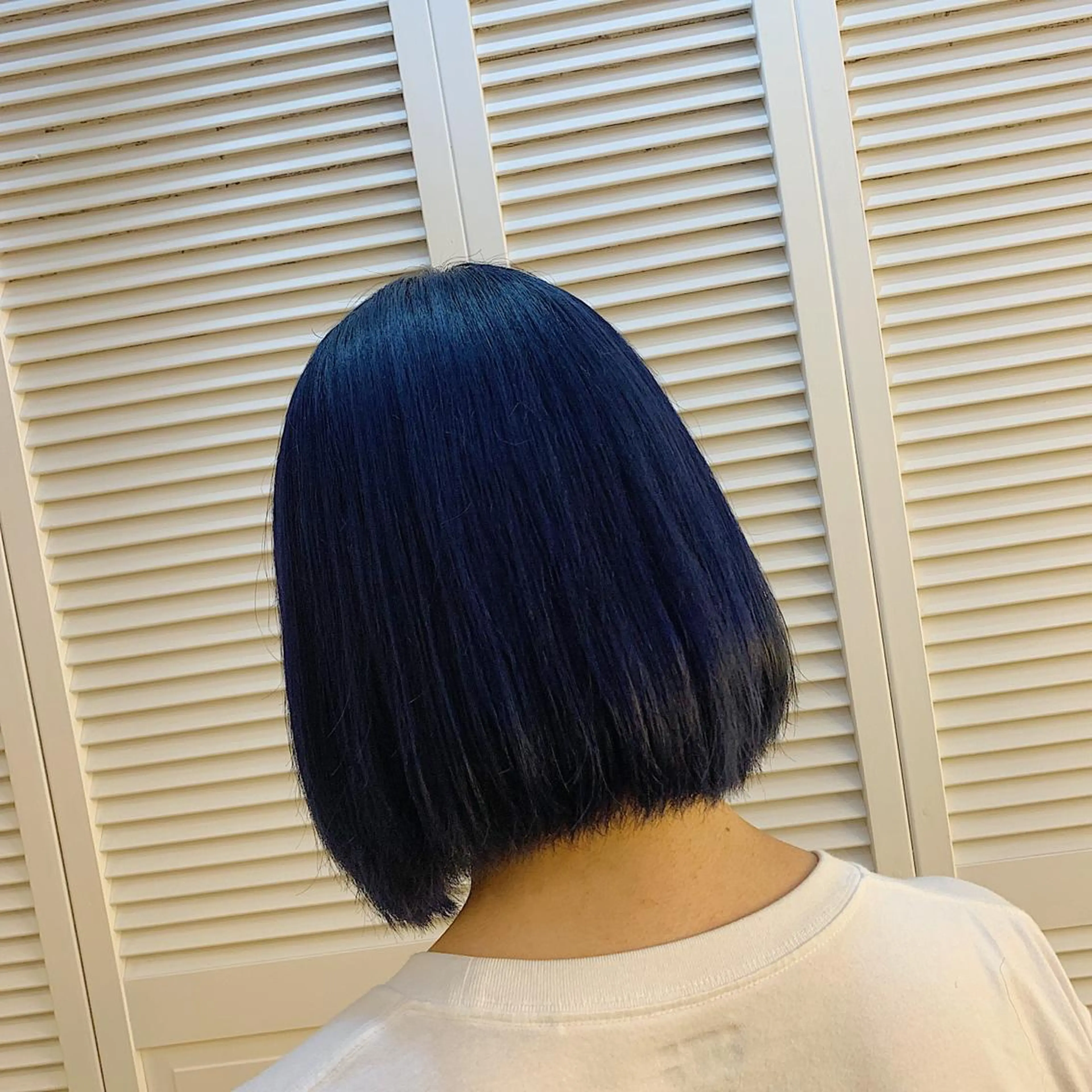 ミディアム カラー ブリーチ ブルーカラー ネイビーカラー GO TODAY SHAiRE SALON 町田店所属・🫧大森 知夏🫧のヘアスタイル