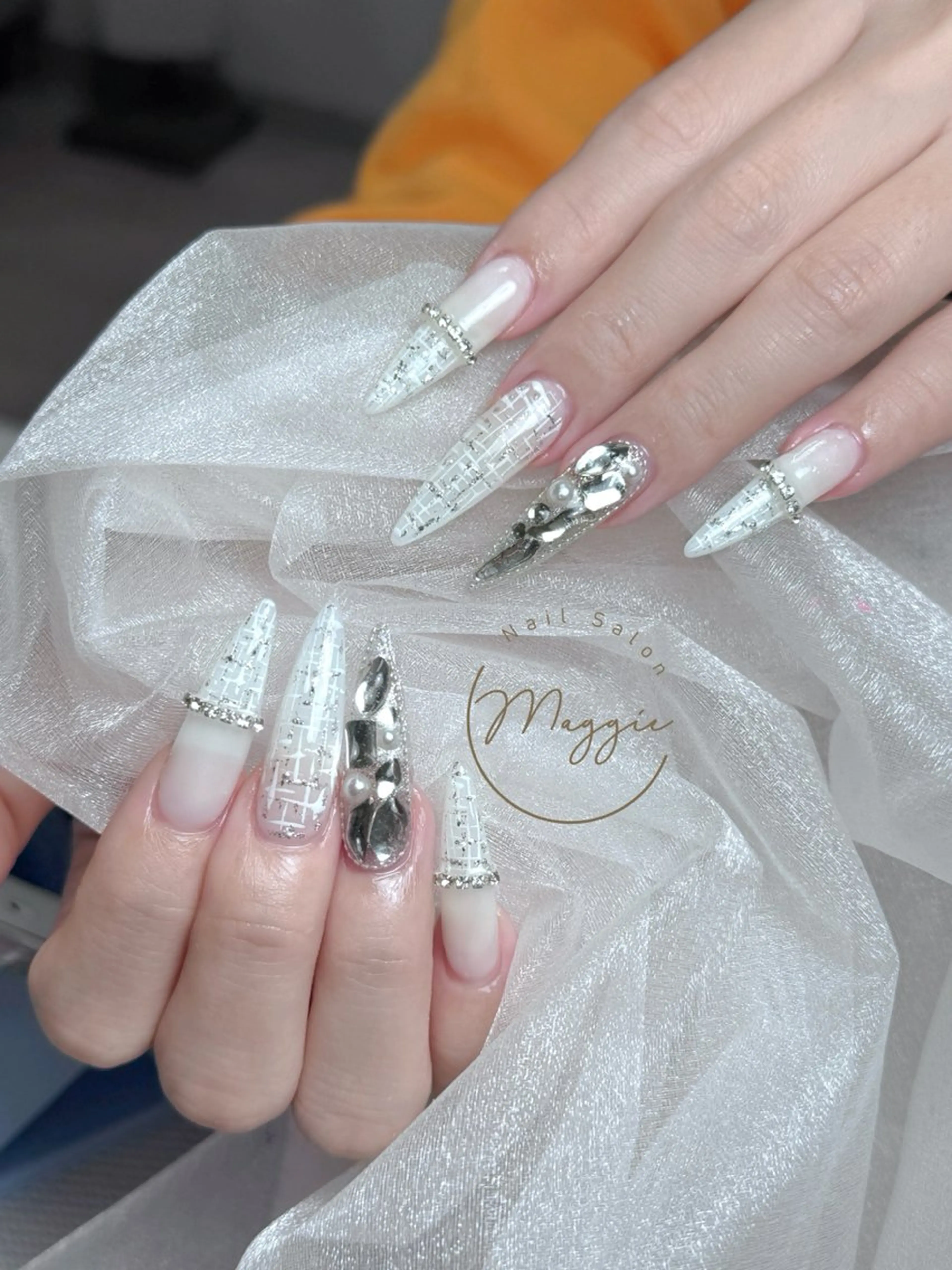 ネイル Maggie Nail🦩のネイルデザイン