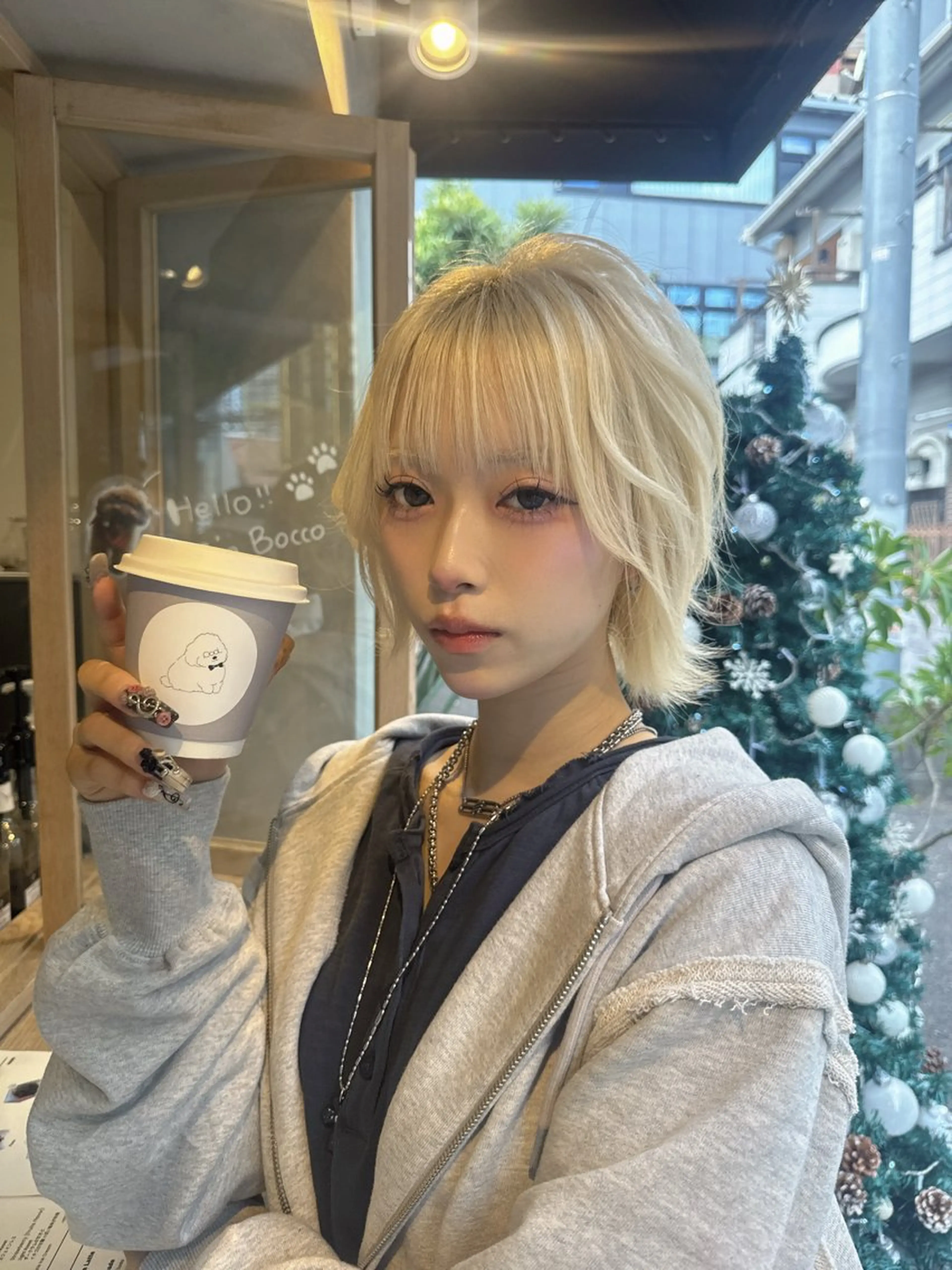 ショート カラー ブロンド 透明感カラー ハイトーンカラー ホワイトブロンド 髪質改善 カット ヘアカラー 💎透明感カラー特化 💎TAISEIのヘアスタイル