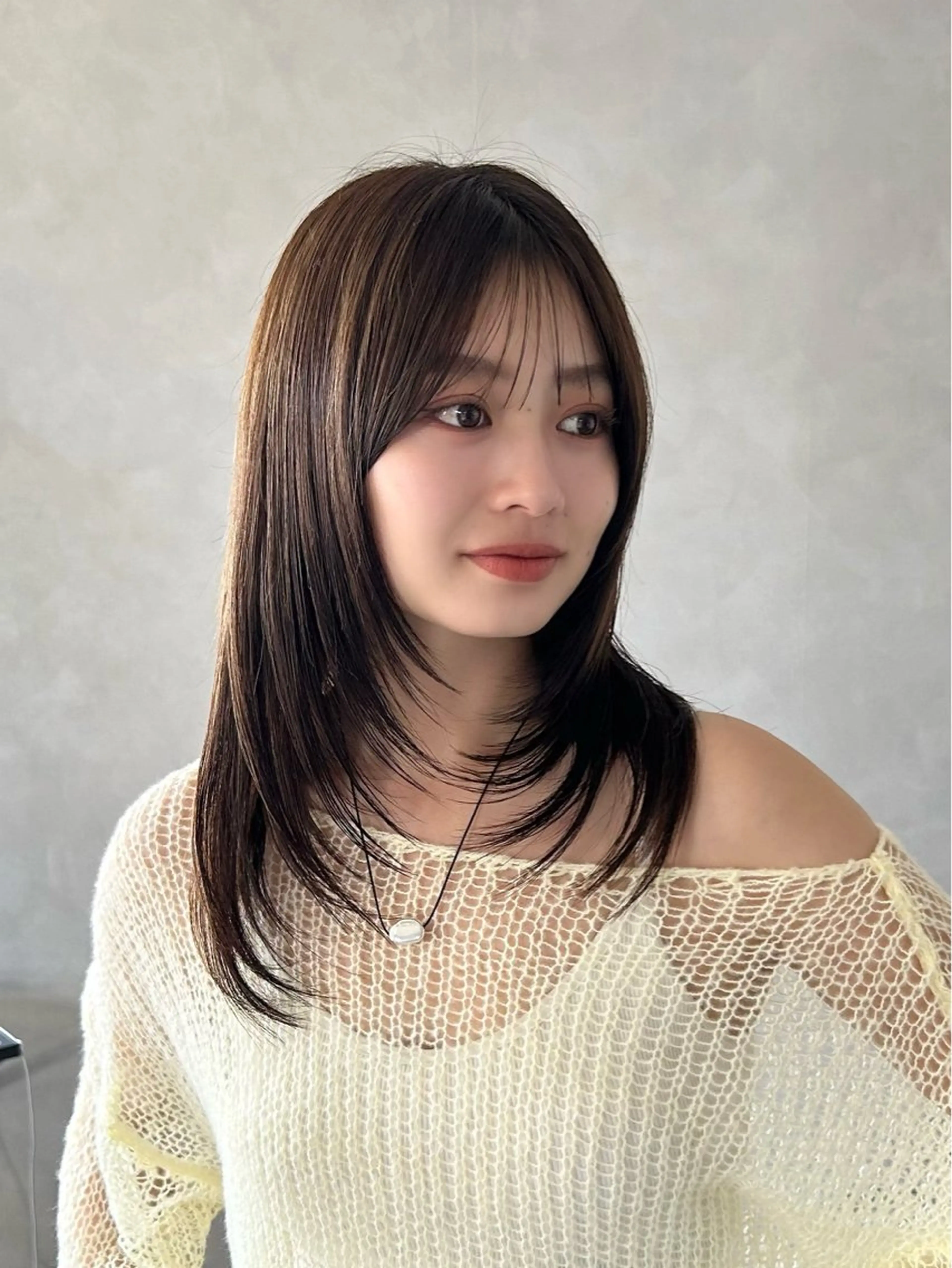 ミディアム カラー ミディアムレイヤー 顔周りカット レイヤーカット シースルーバング 小顔カット カット ヘアカラー トリートメント ❤️ショートカット ・顔周りカット❤️のヘアスタイル