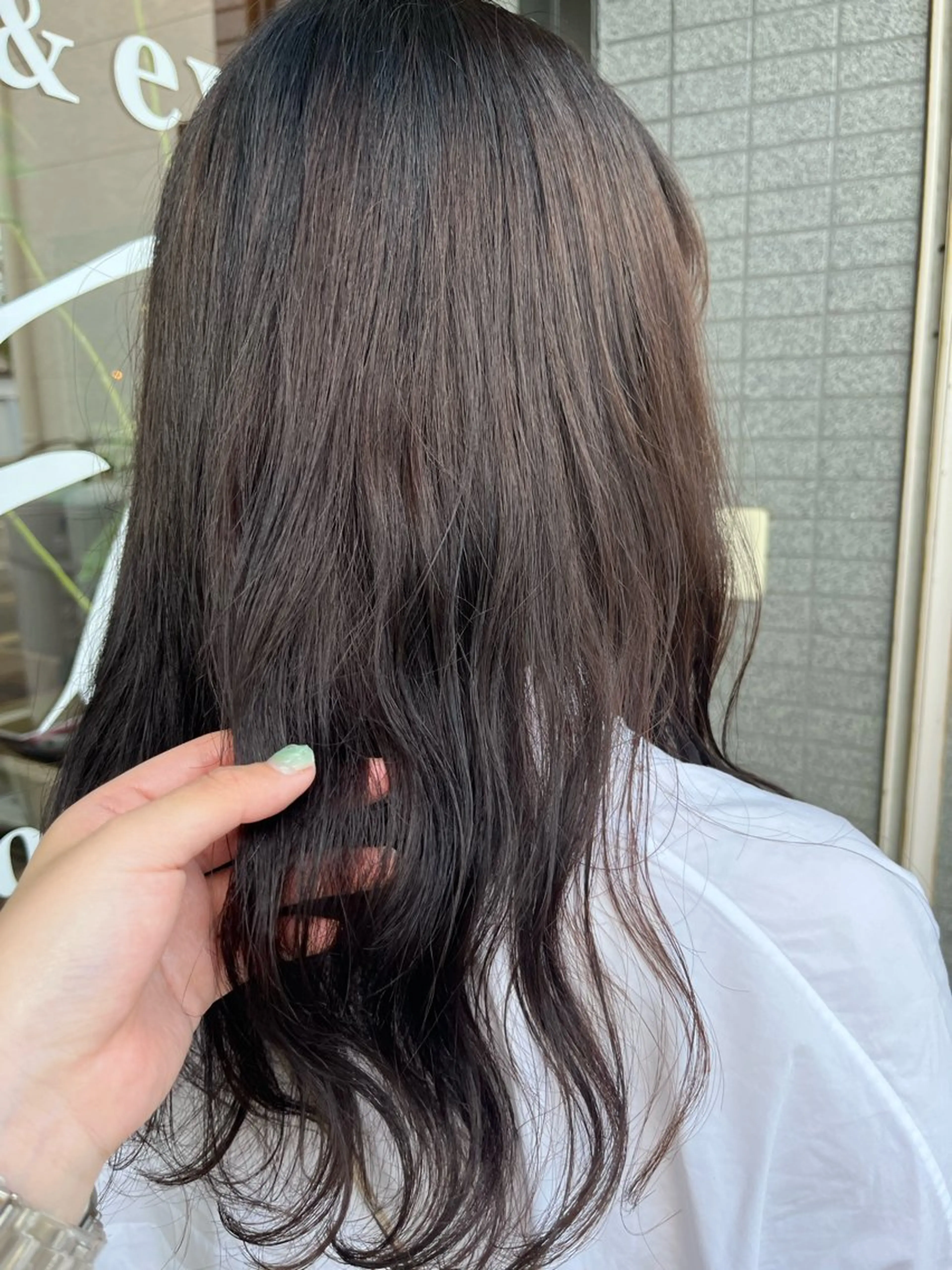 セミロング Un Fleur所属・立野 希沙のヘアスタイル