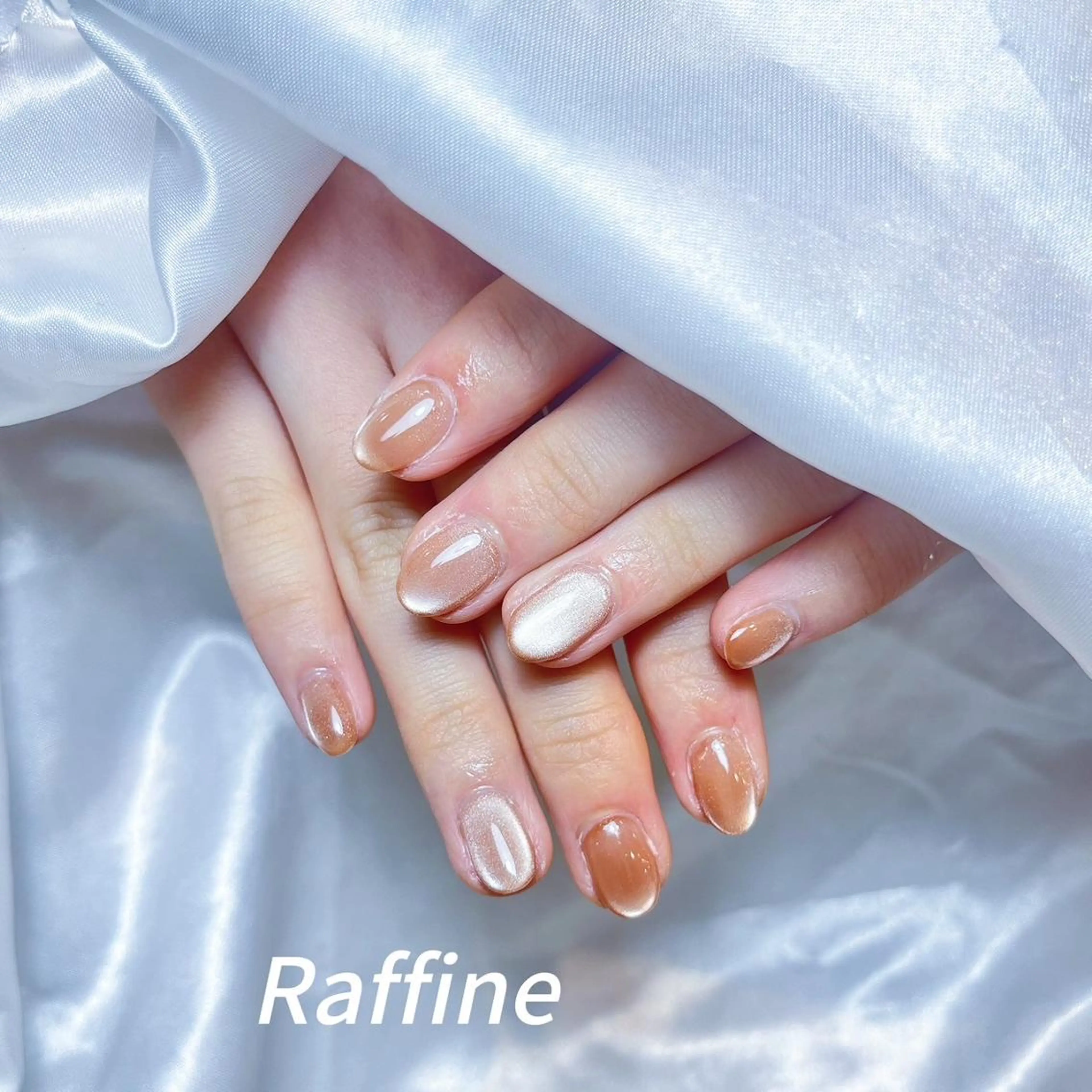 ネイル ハンドネイル RAFFINE haru🦋🩵のネイルデザイン
