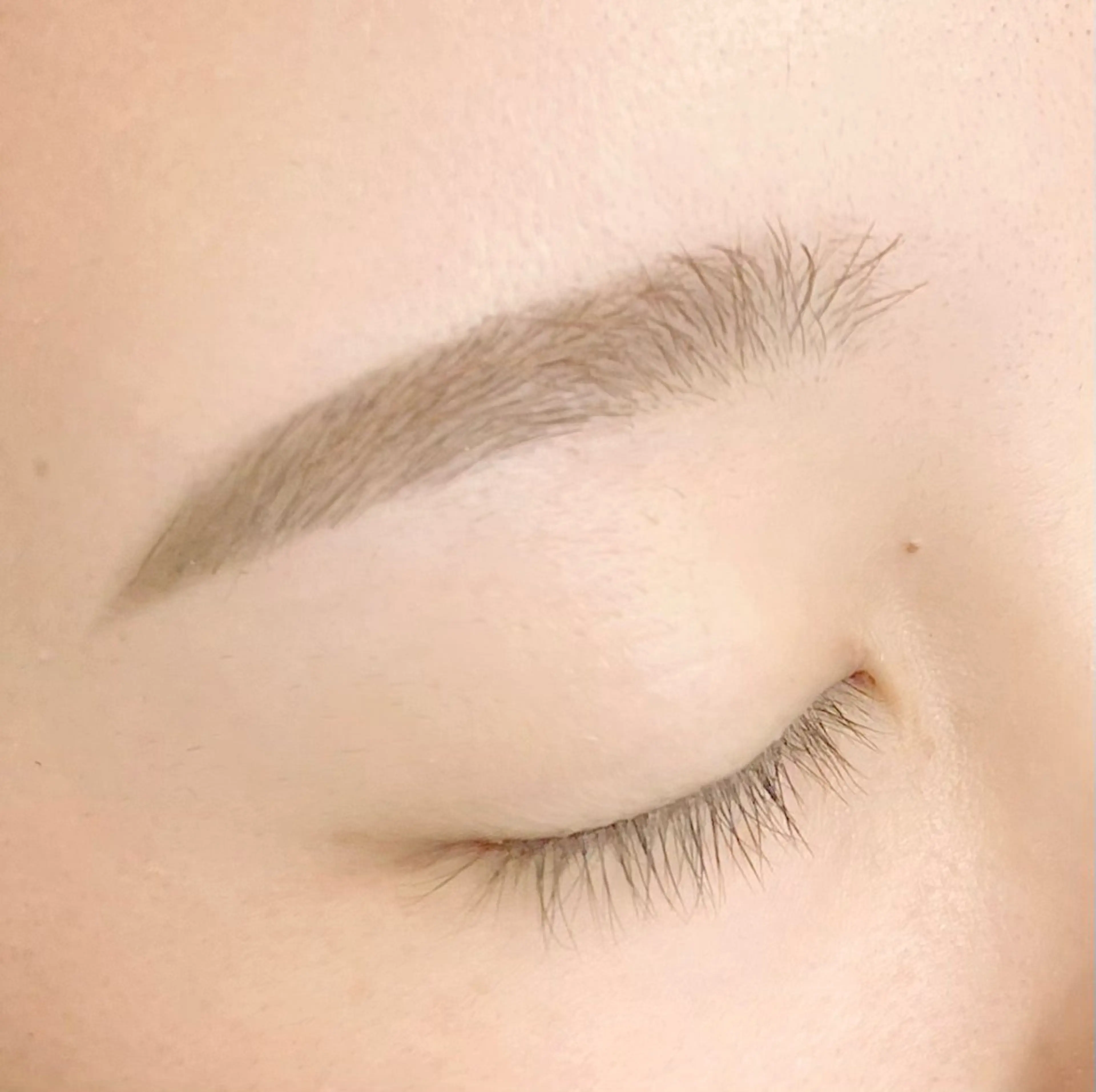 アイブロウ B’s Labo所属・B’s Labo🌿 Fujisawaのマツエク・マツパデザイン