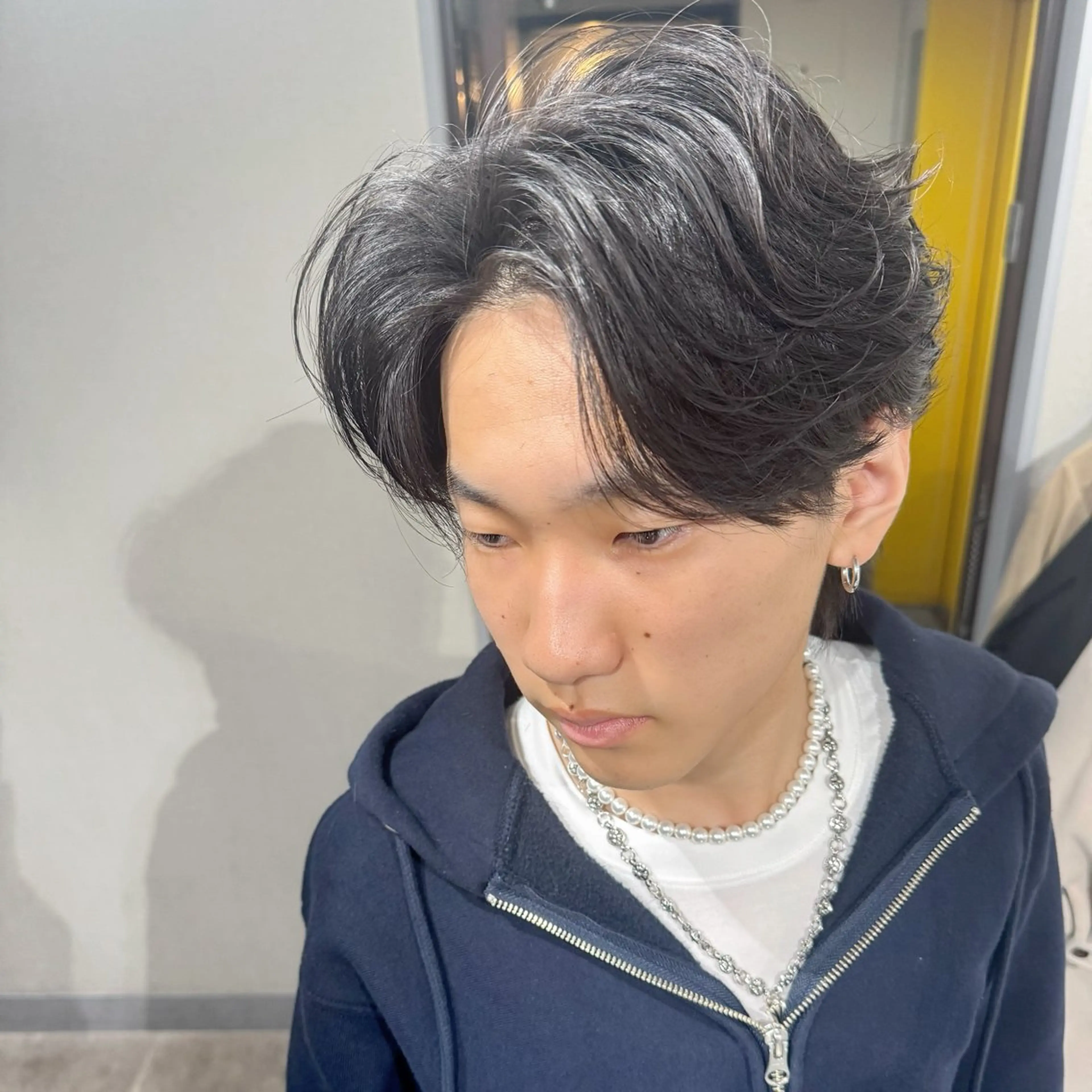 メンズ ビジネス メンズパーマ カット パーマ 表参道フェザーパーマ ニュアンスパーマのヘアスタイル