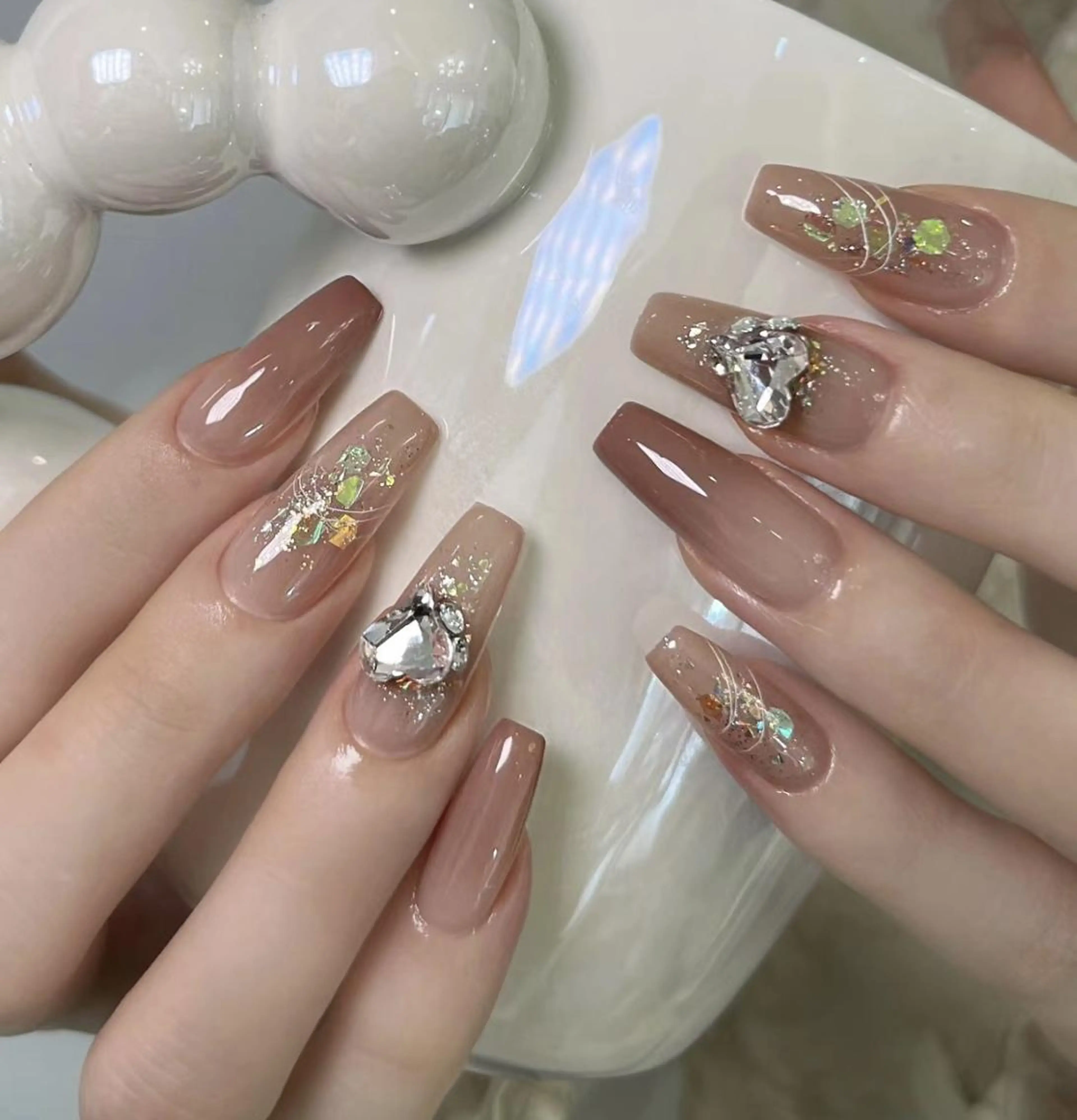 ネイル AB マツエクネイルサロンのネイルデザイン