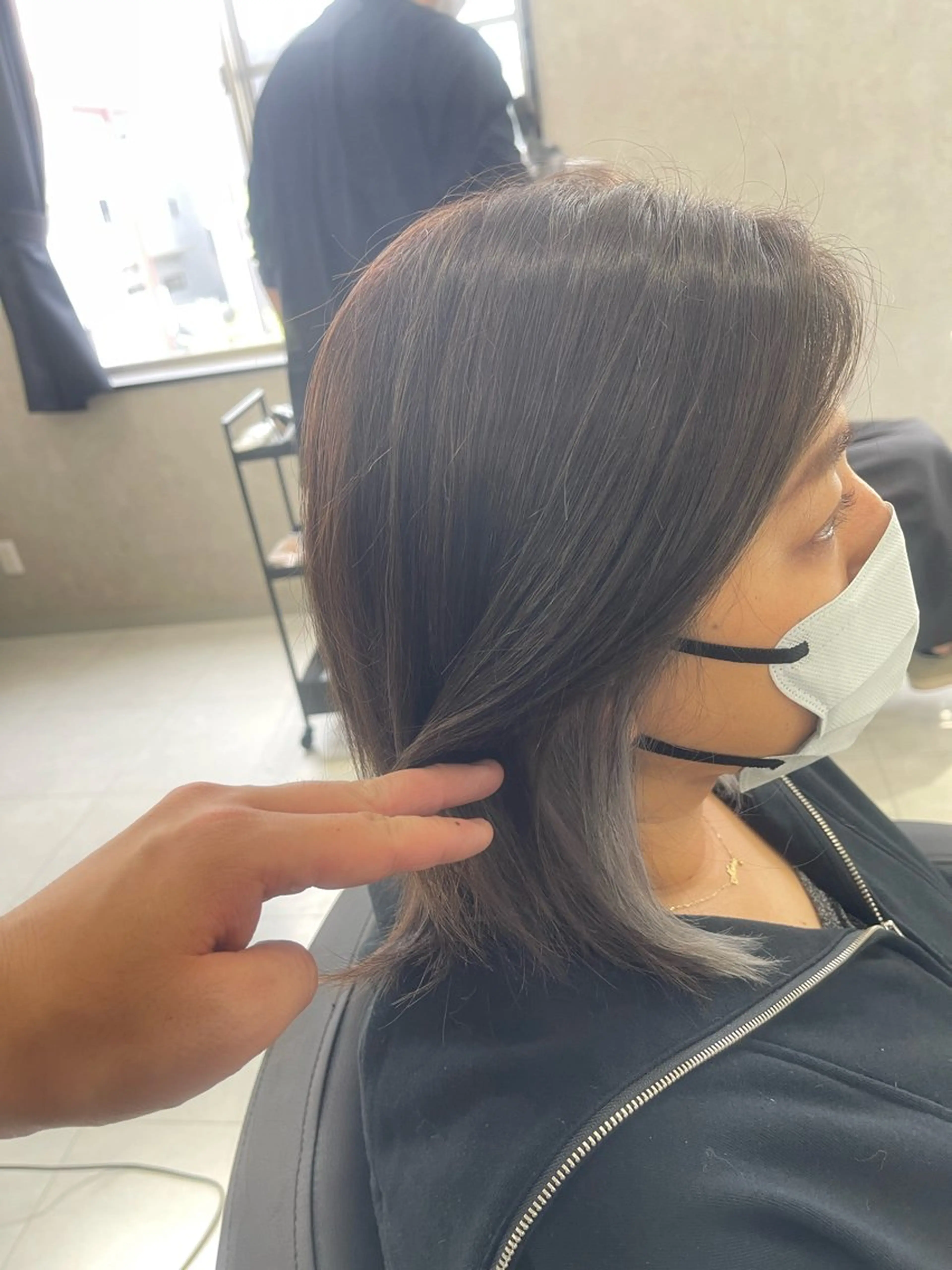ミディアム 穐山 翔のヘアスタイル