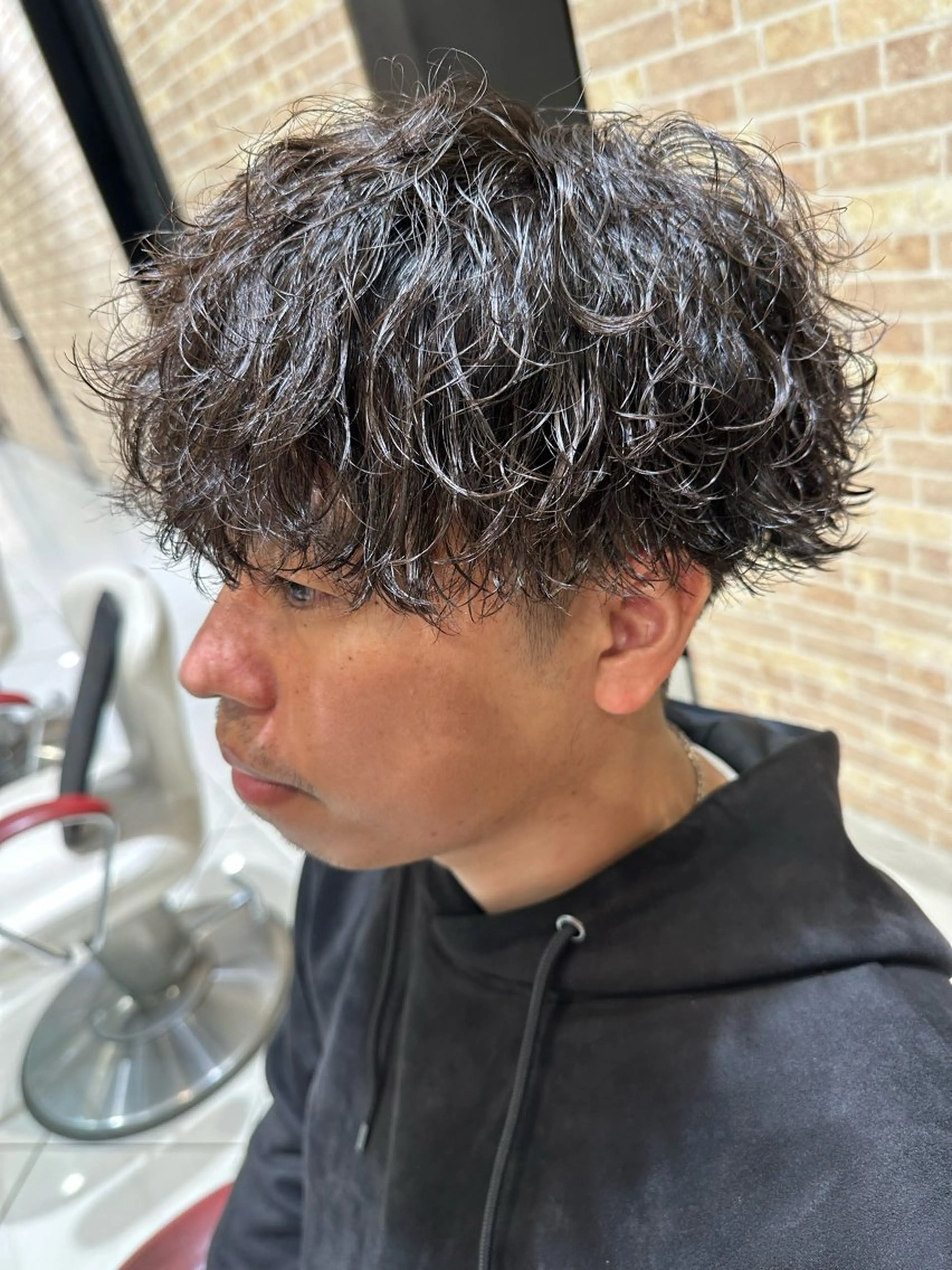 ショート パーマ メンズ メンズパーマ 波巻きパーマ 💈メンズ特化 美容師サキ💈のヘアスタイル