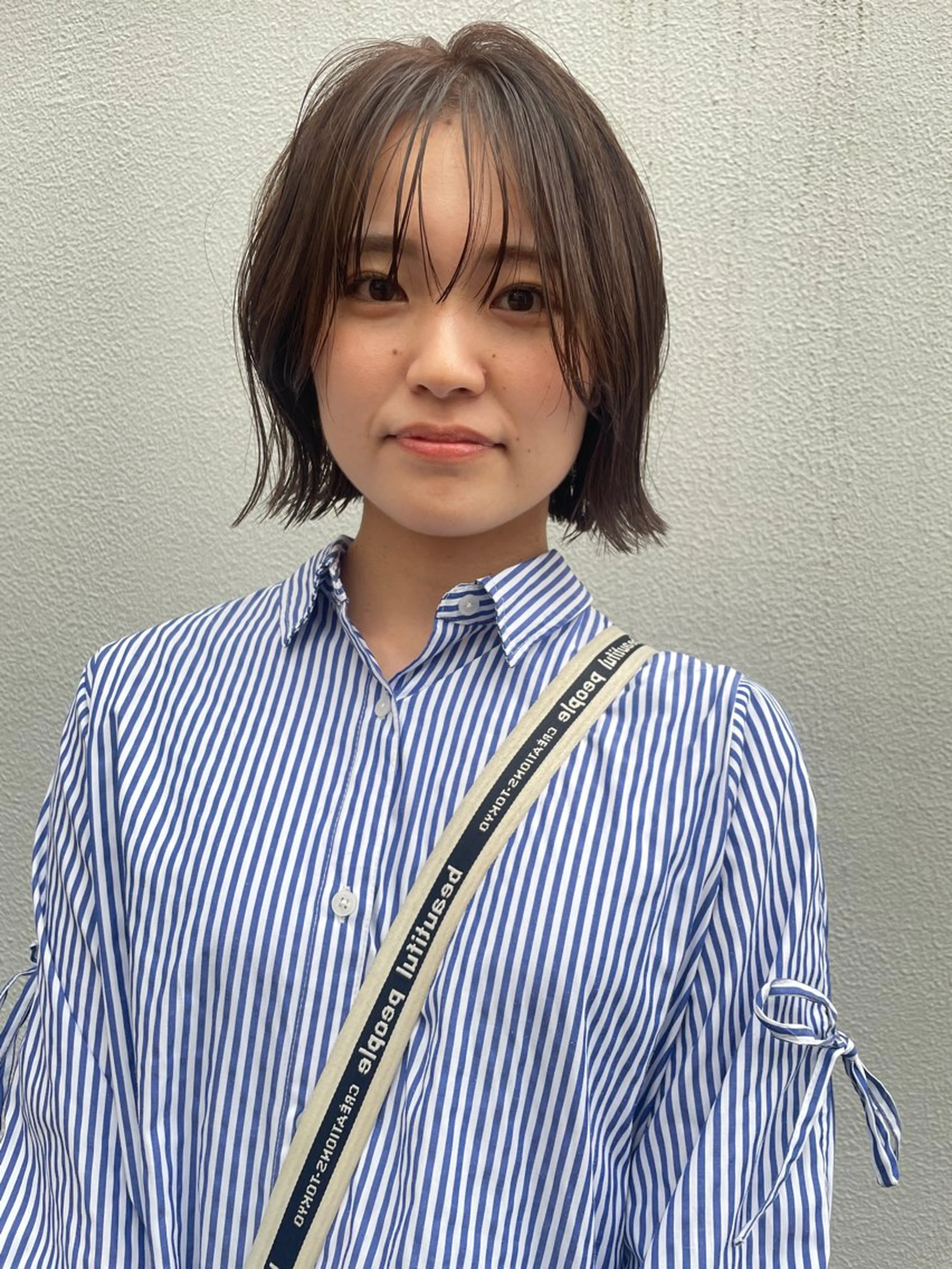 ミディアム カラー ミディアムパーマ カット ヘアカラー トリートメント さの あやねのヘアスタイル