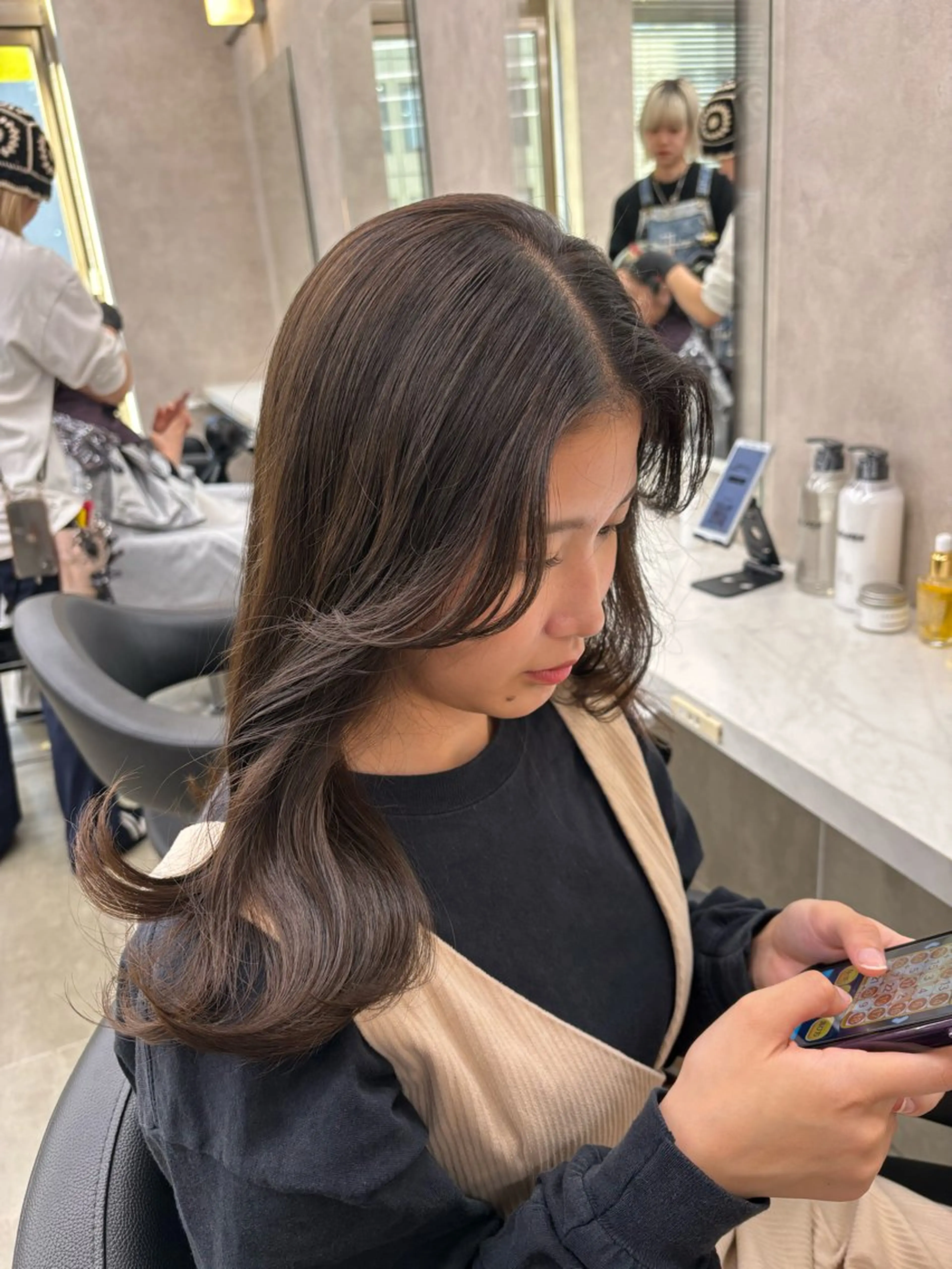 セミロング カラー 顔周りカット レイヤーカット 表参道ハッシュカット レイヤー/リノンのヘアスタイル