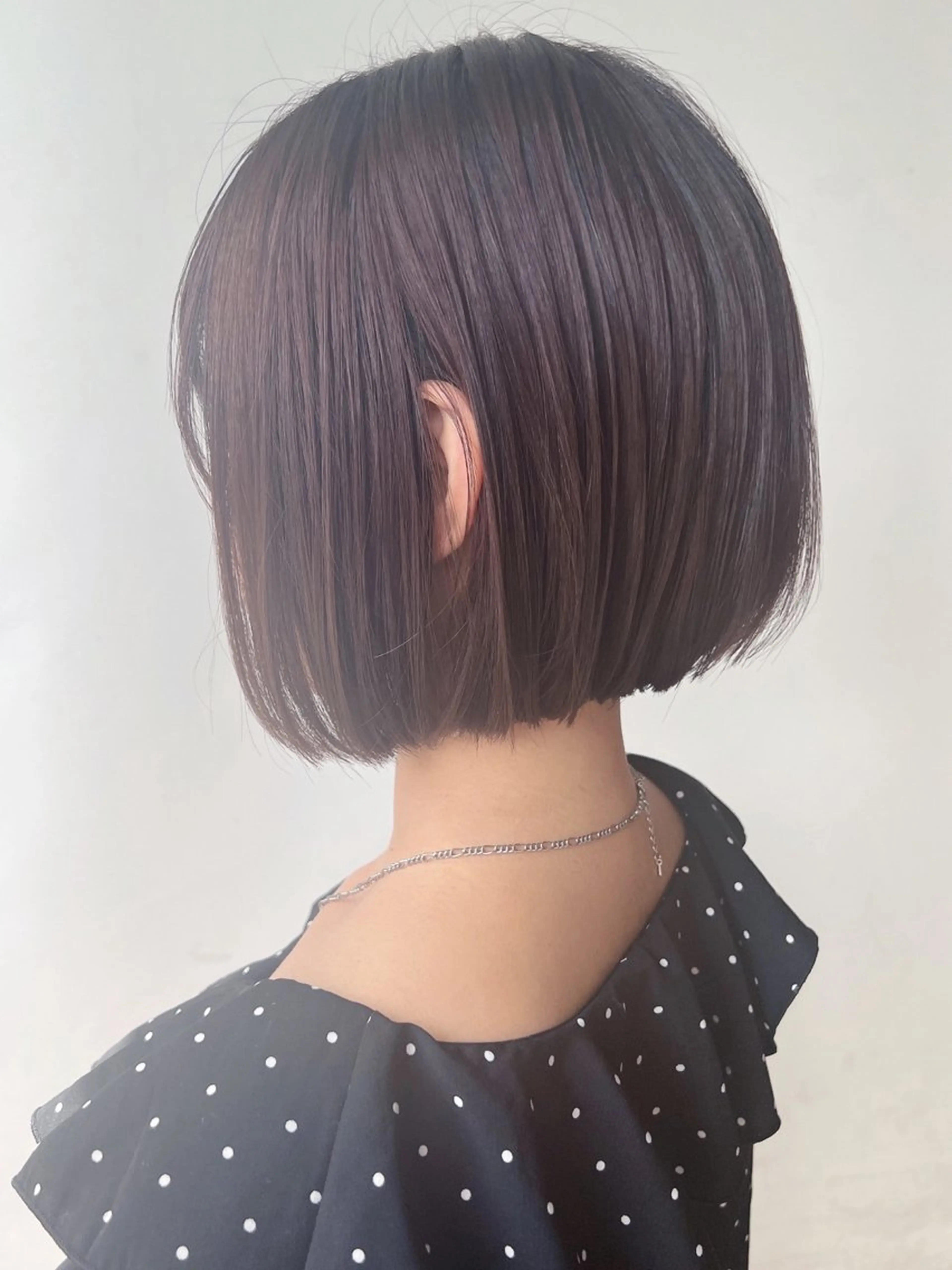 ショート morio from london所属・松岡彩華 ボブ /グレージュのヘアスタイル