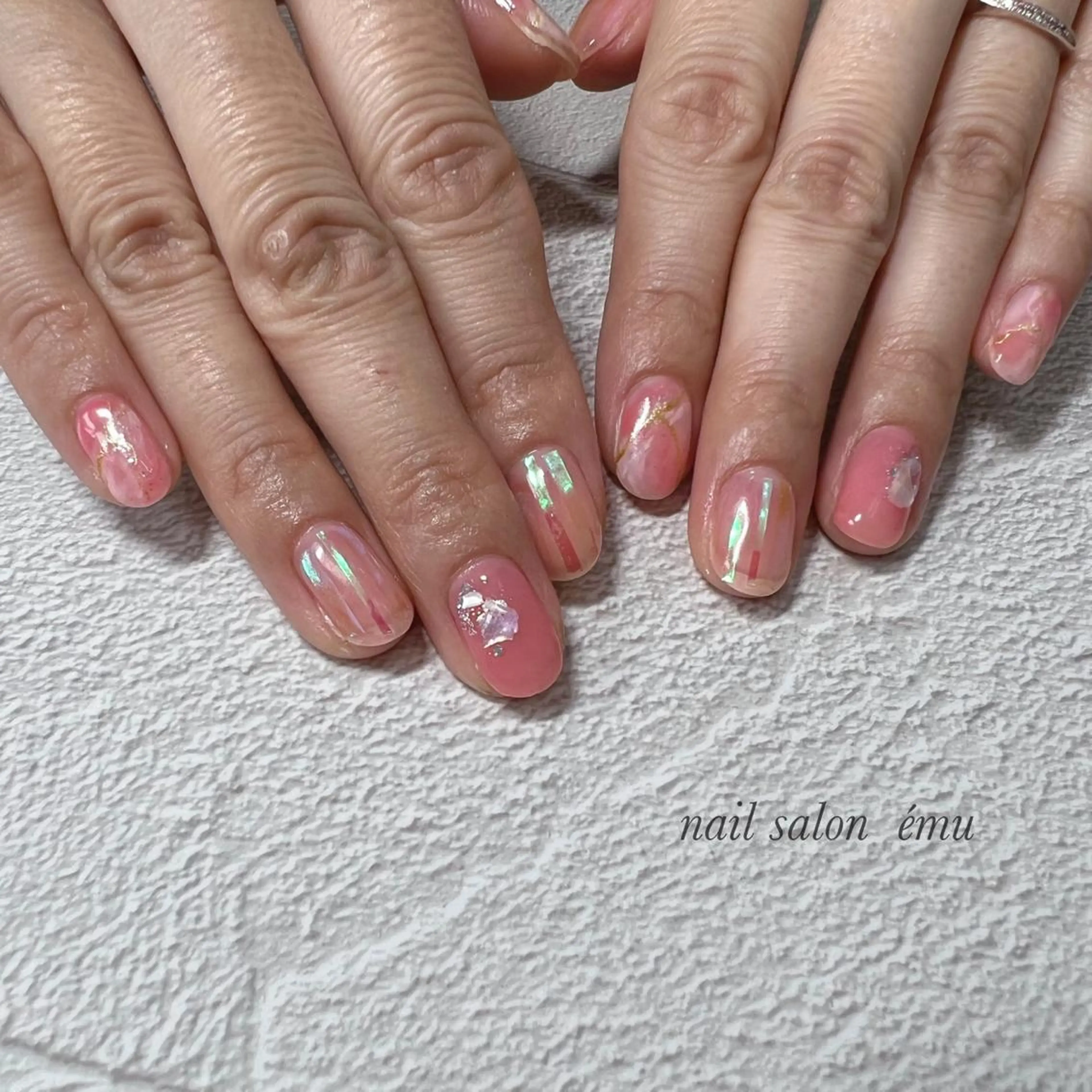 ミディアム ネイル ハンドネイル nail salon émuのネイルデザイン