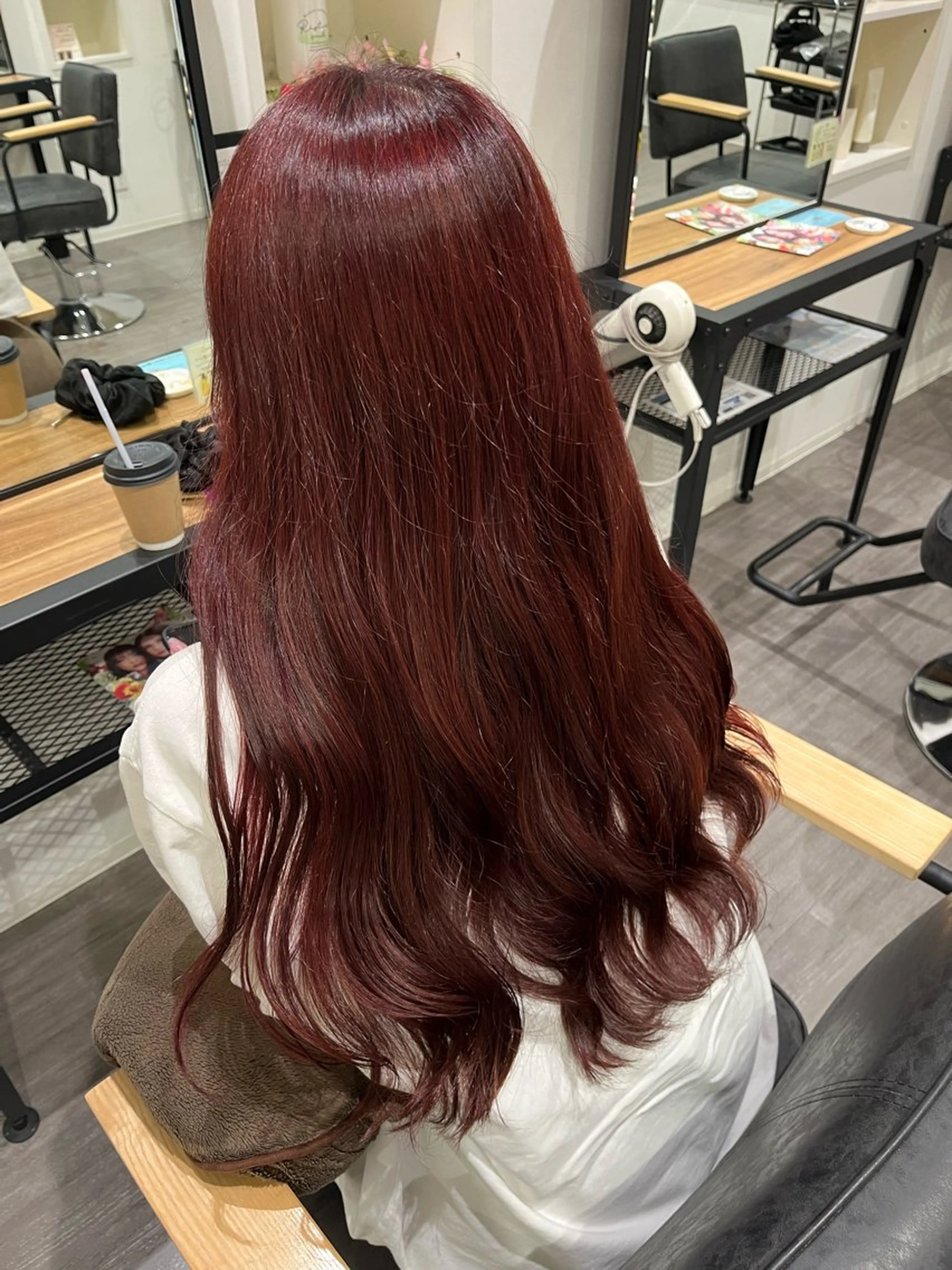 ロング カラー ヘアアレンジ レッドカラー ヘアカラー トリートメント cocotte 💟草間紫音💟のヘアスタイル