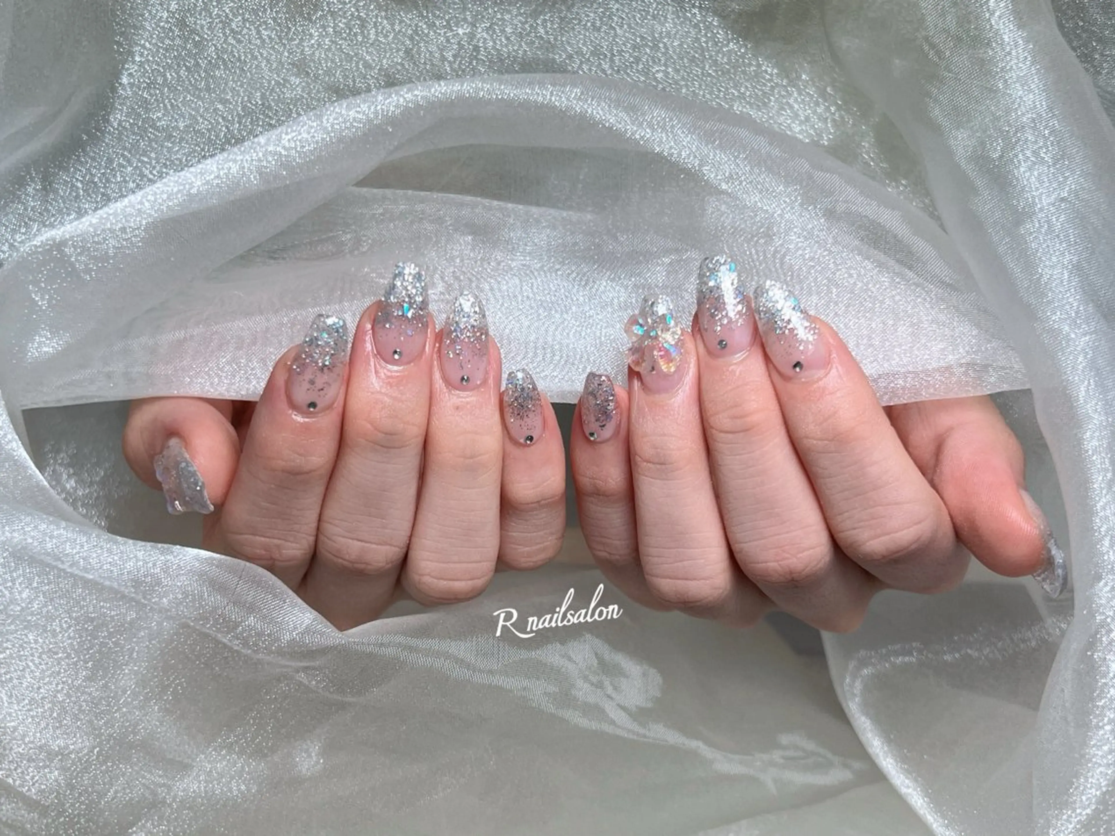 セミロング R NAILSALONのネイルデザイン