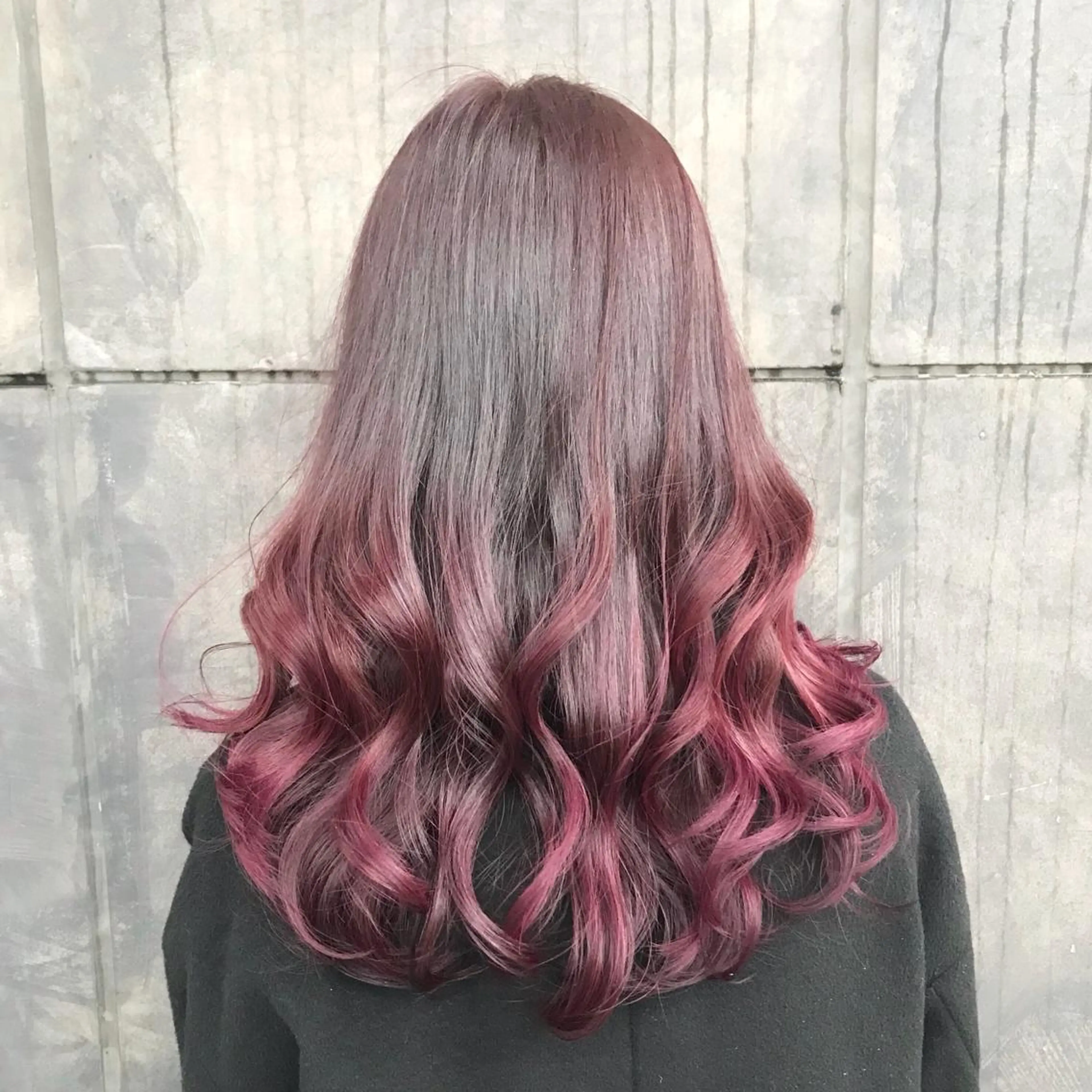 ロング カラー ブリーチ グラデーションカラー ラベンダーカラー ピンクカラー ピンクラベンダー サロウィン所属・K-POP好き美容師 🇰🇷Kai.Yのヘアスタイル