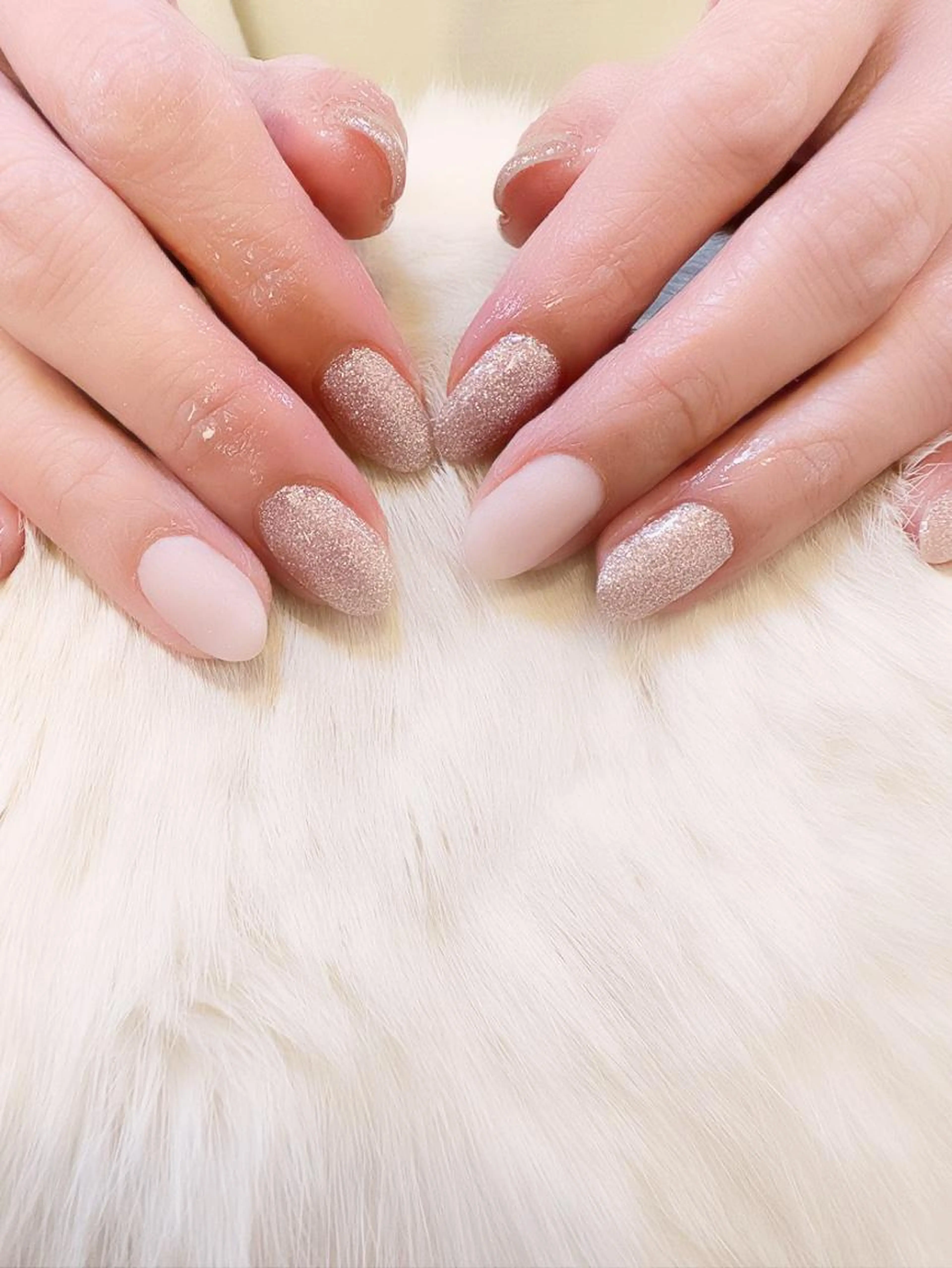 ハンドネイル ワンカラー グラデーション『オフ込み』の写真