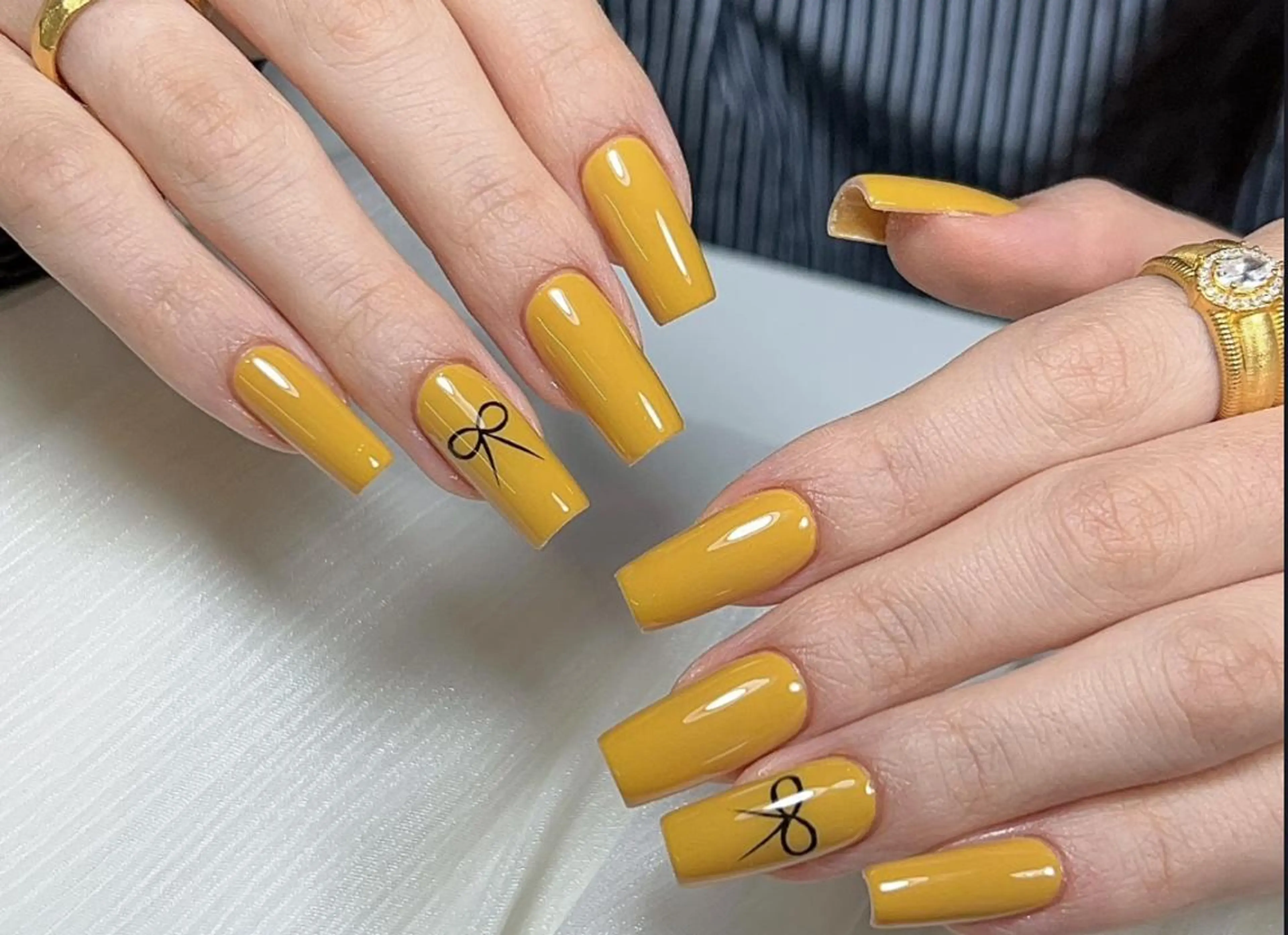 ネイル ハンドネイル 🎀 Ayaka_nailのネイルデザイン