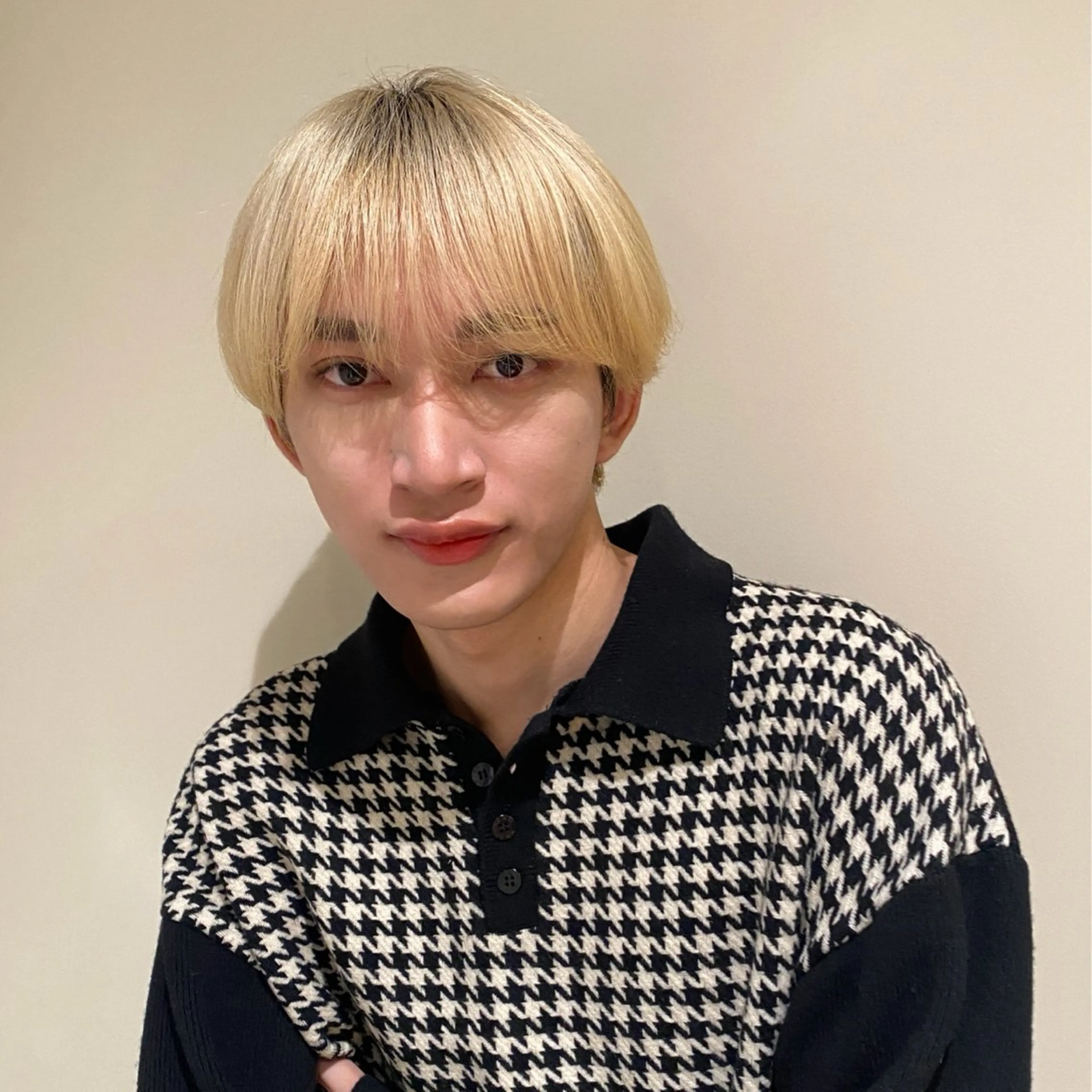 メンズ 韓国ヘア/髪質改善/ レイヤー/ブラウンのヘアスタイル