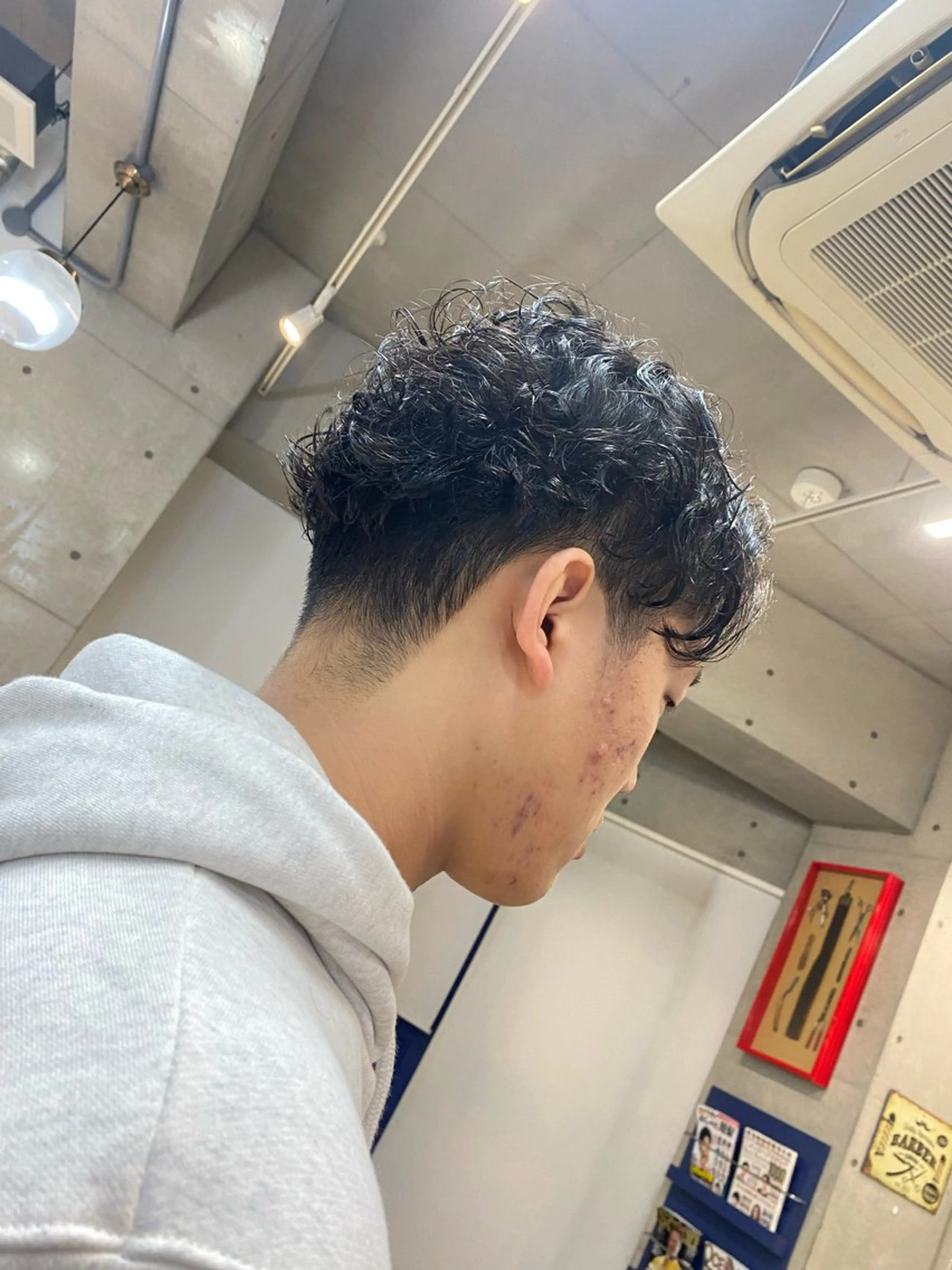 ショート パーマ メンズ メンズパーマ ツーブロック カット パーマ Kazu-hair 比治山店所属・佐々木 歩夢のヘアスタイル