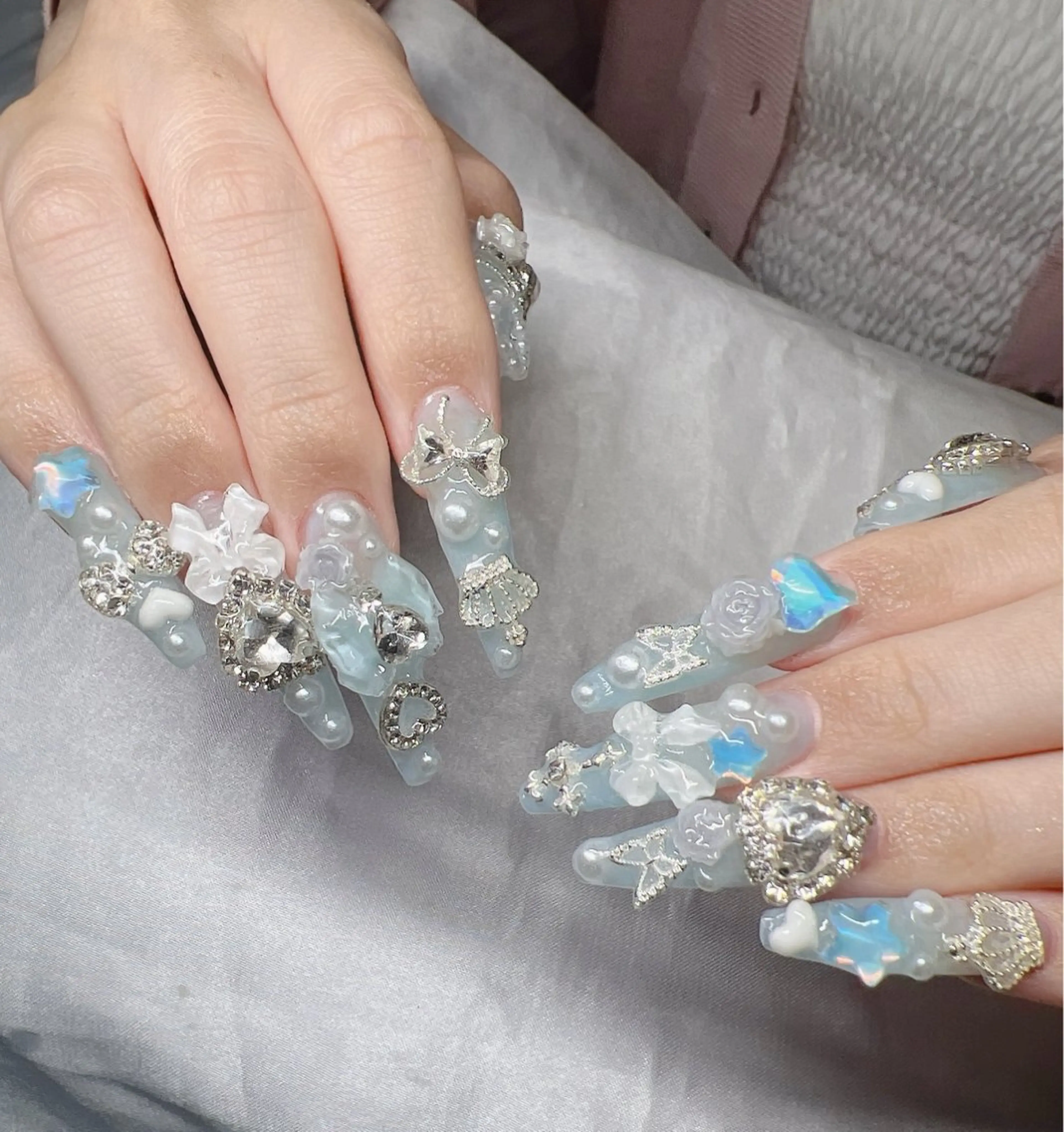 ネイル 長さ出し グラデーション 卒業式 キラキラネイル マグネットネイル ハンドネイル Lee Nailsのネイルデザイン