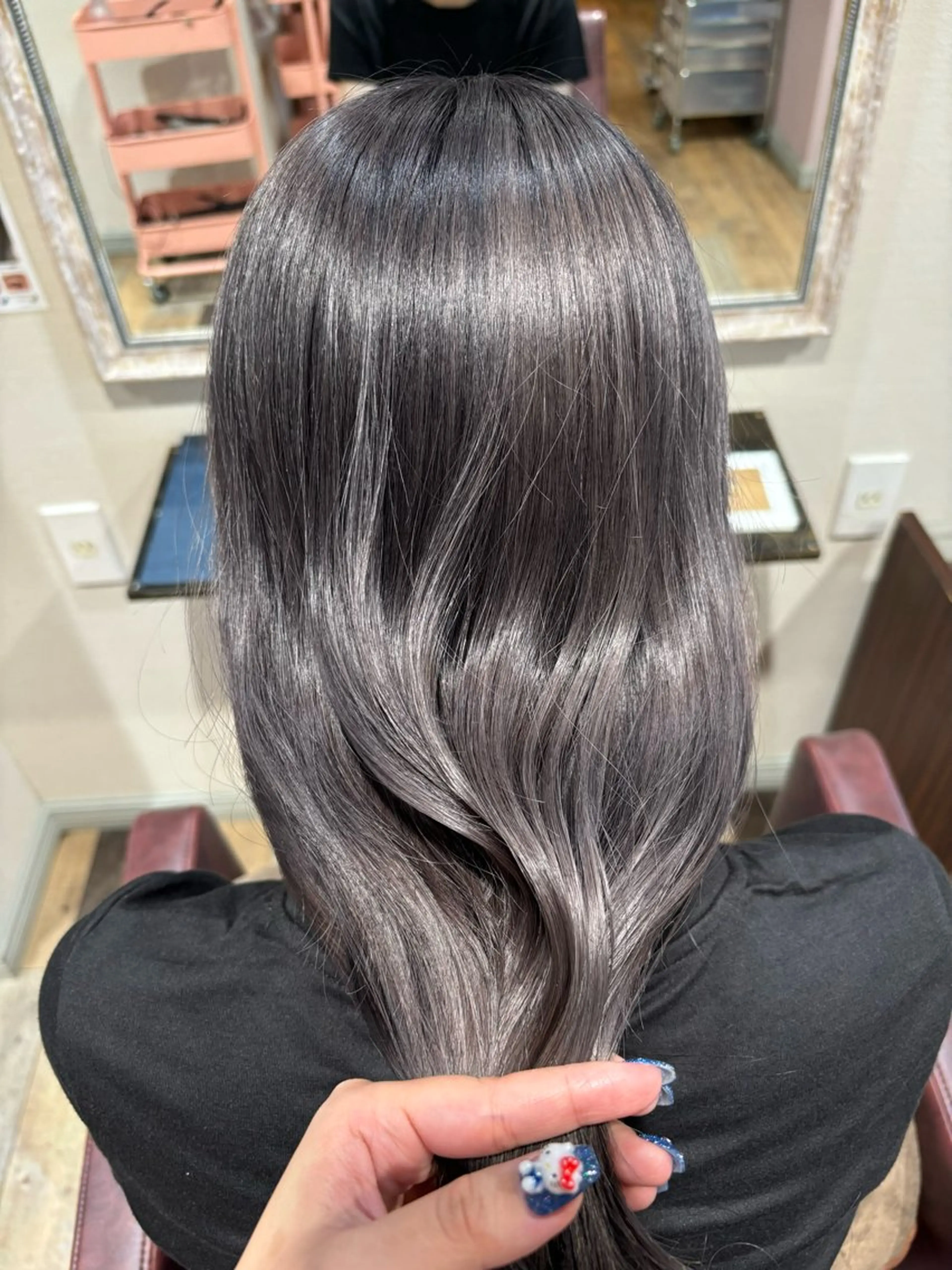 ロング カラー ブリーチ ラベンダーカラー ラベンダーグレー 成人式カラー/ダブル カラー🧸こころのヘアスタイル