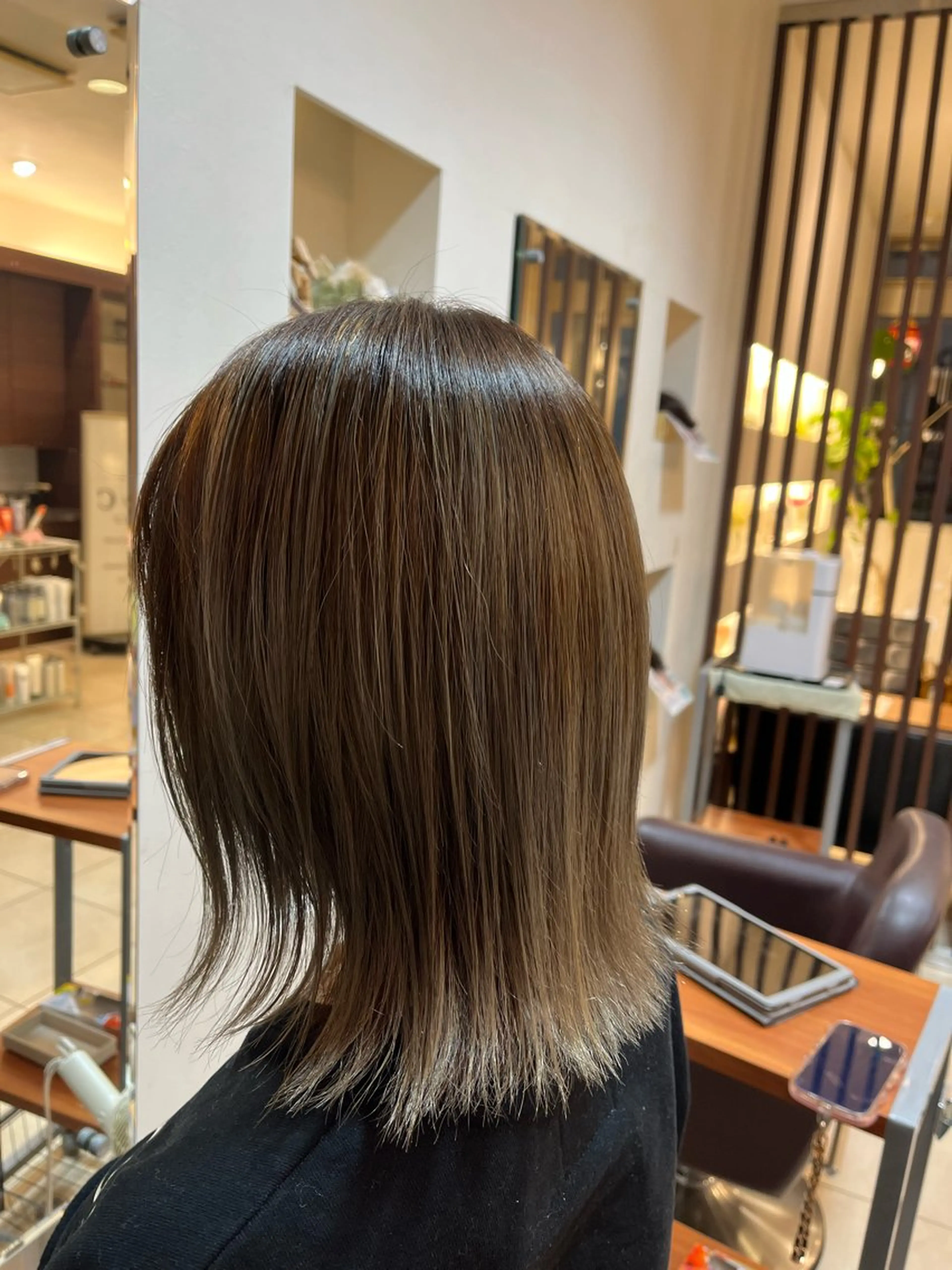 ミディアム Ａ'SHU.F所属・神崎 一洋のヘアスタイル