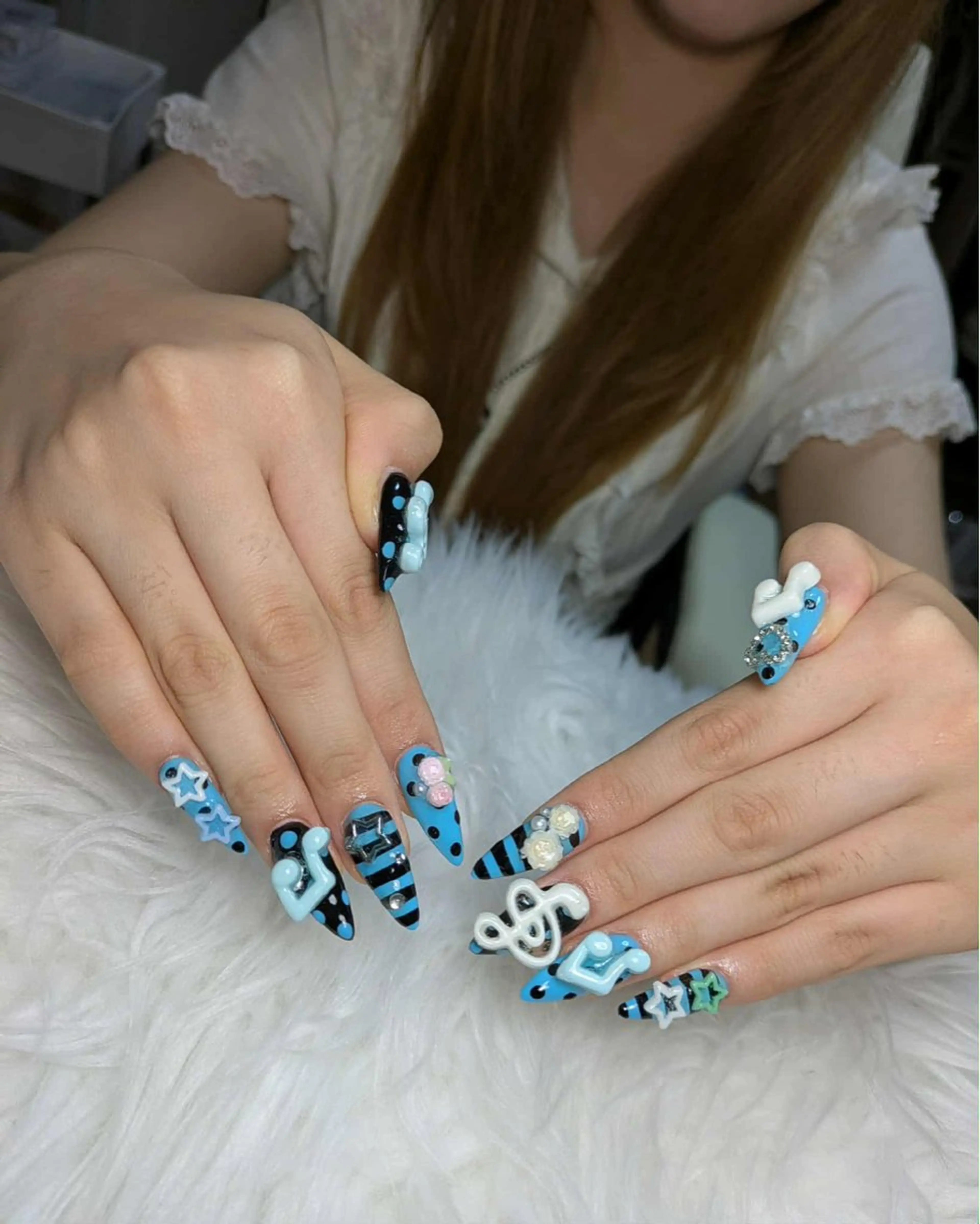 ネイル Queen Nail 柏店　クイーンネイルのネイルデザイン